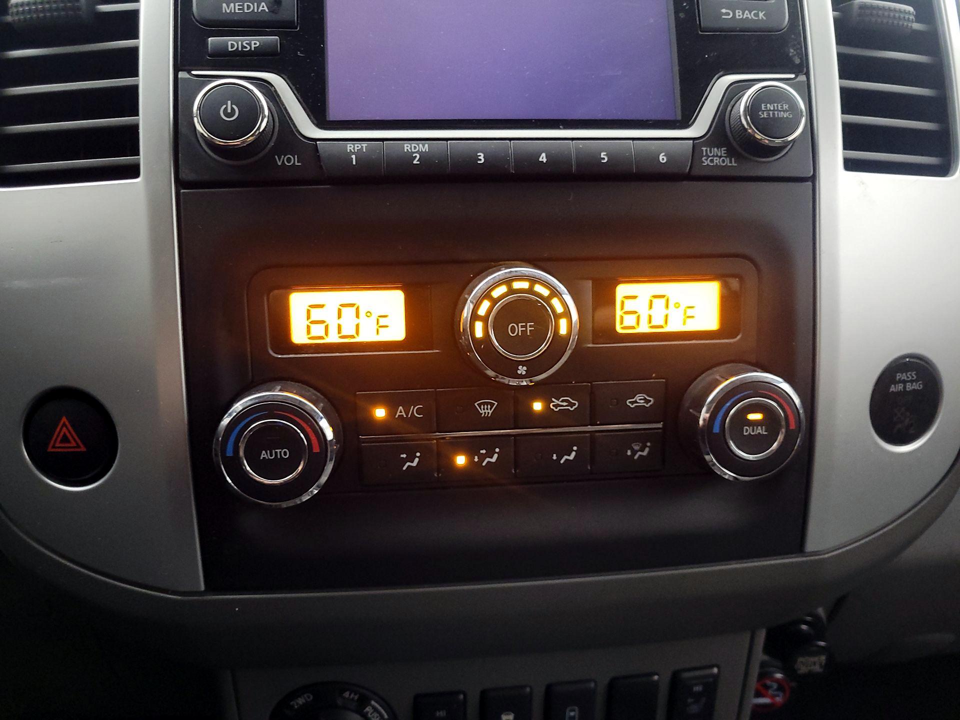 Thumbnail: 2016 Nissan Frontier - 16