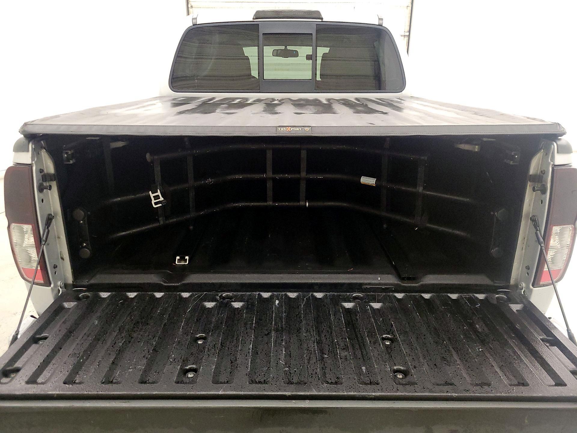 Thumbnail: 2016 Nissan Frontier - 20