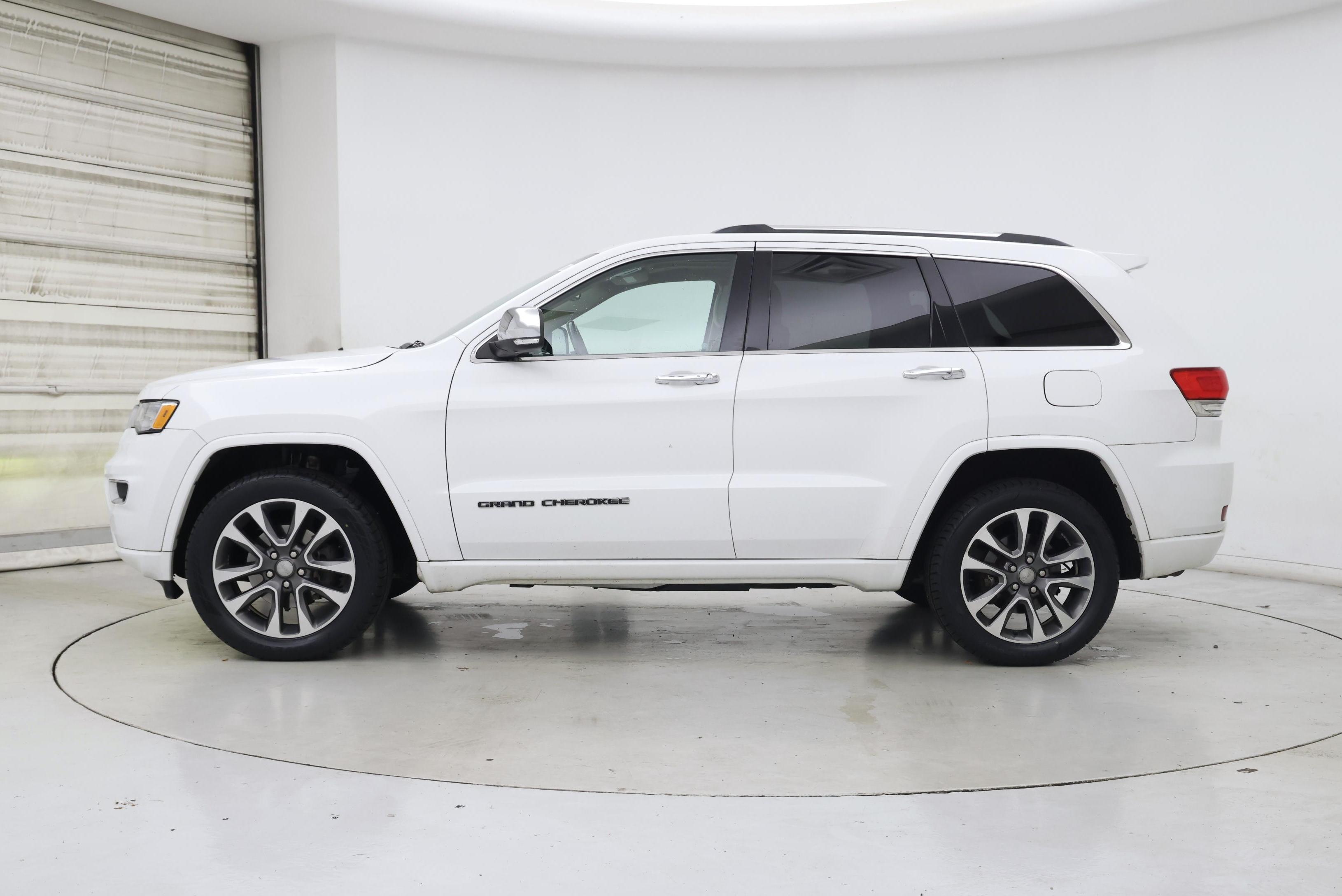 Thumbnail: 2018 Jeep Grand Cherokee - 3