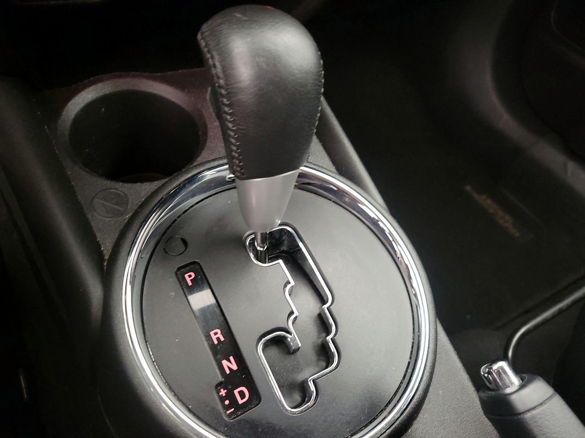 Thumbnail: 2015 Mitsubishi Outlander Sport - 17