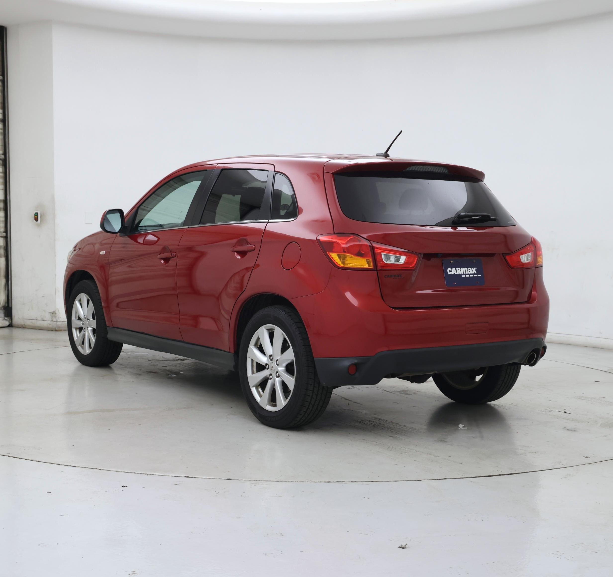 Thumbnail: 2015 Mitsubishi Outlander Sport - 2