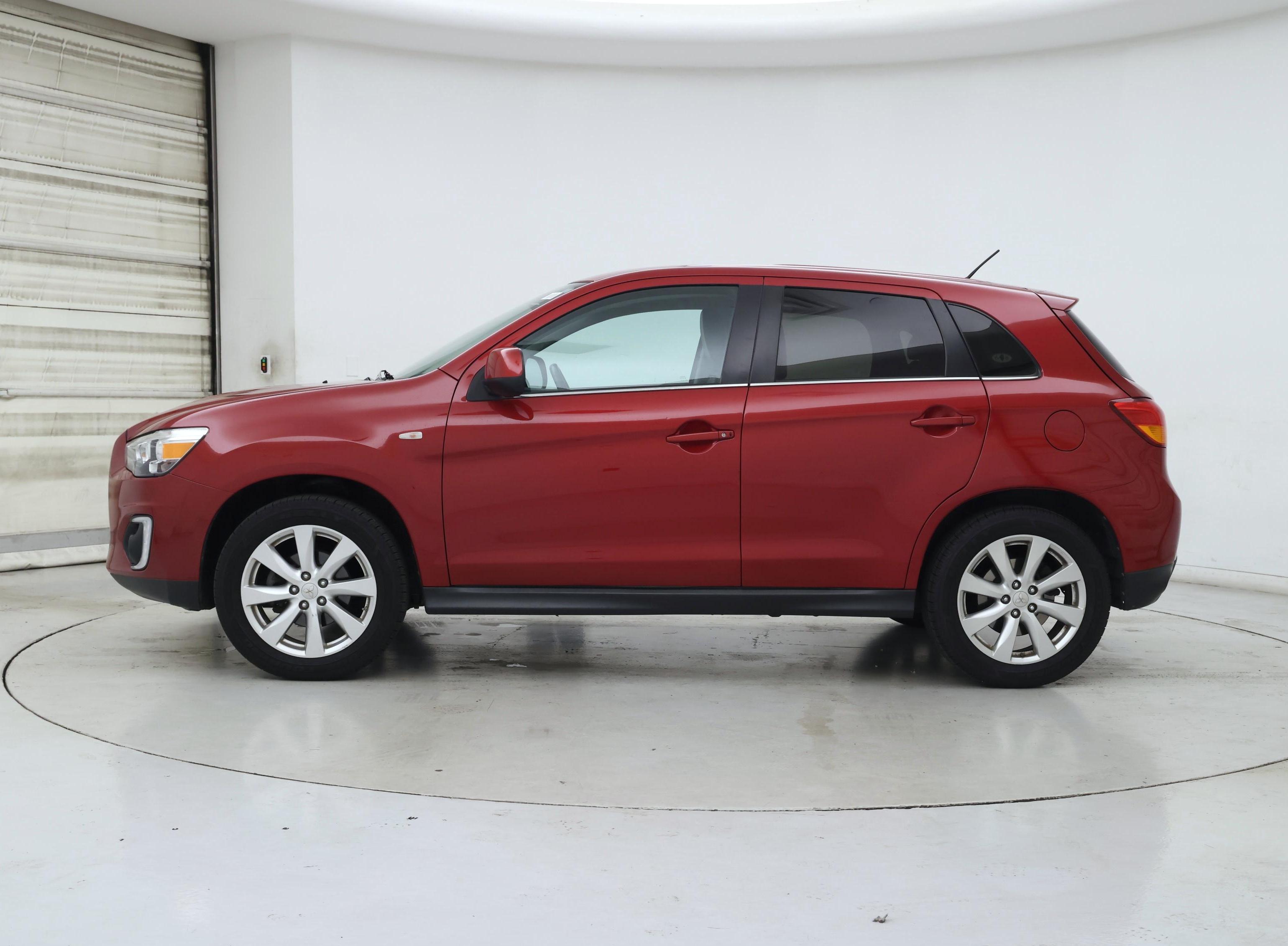 Thumbnail: 2015 Mitsubishi Outlander Sport - 3