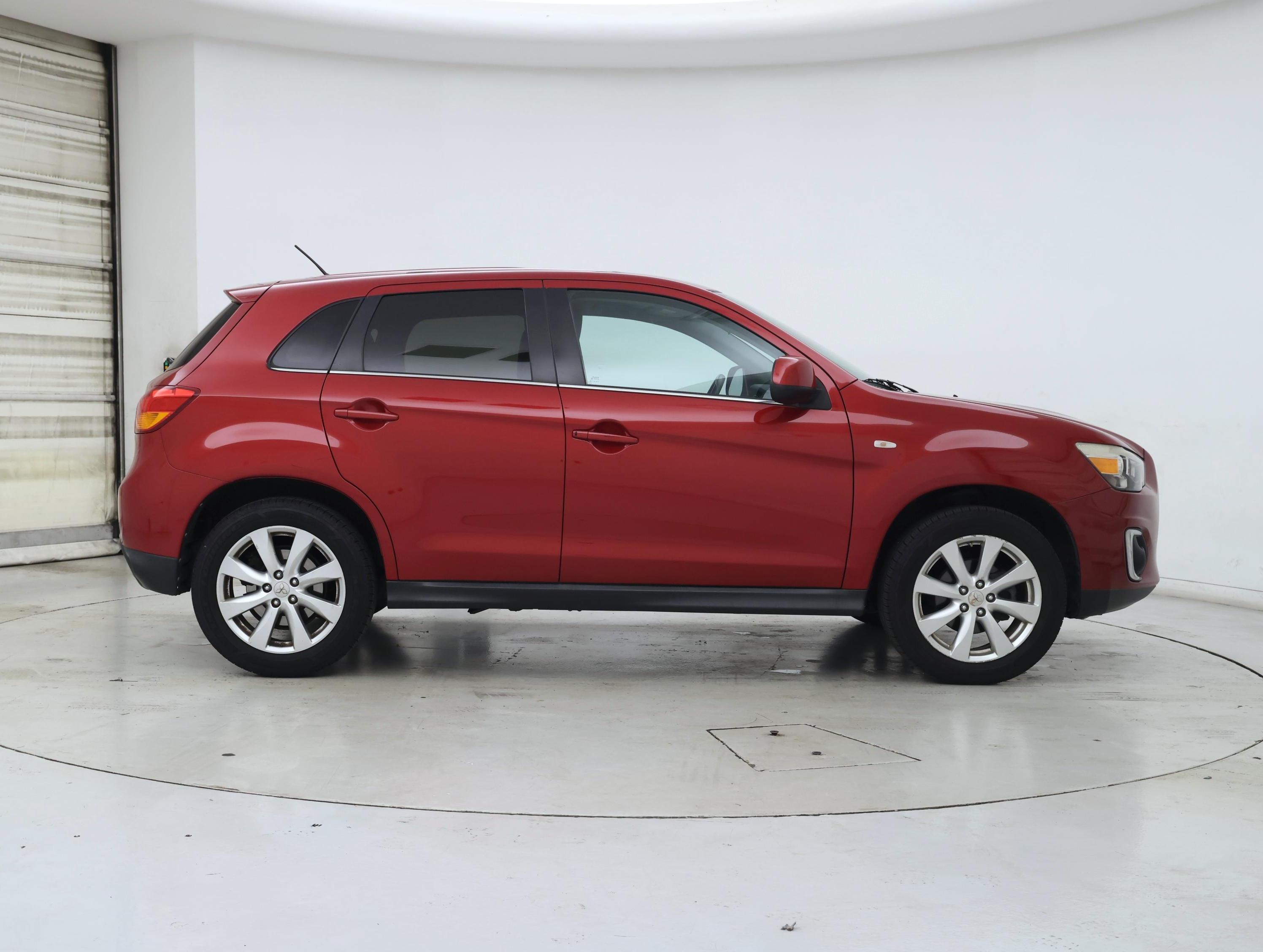 Thumbnail: 2015 Mitsubishi Outlander Sport - 7