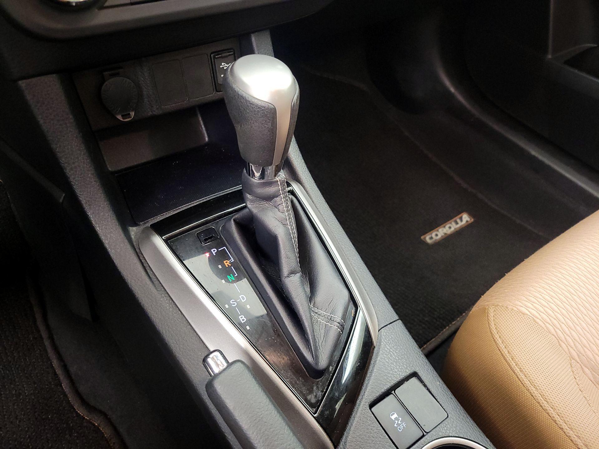 Thumbnail: 2014 Toyota Corolla - 17