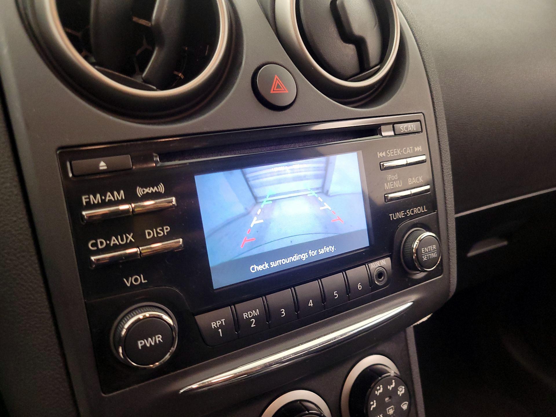 Thumbnail: 2014 Nissan Rogue - 14