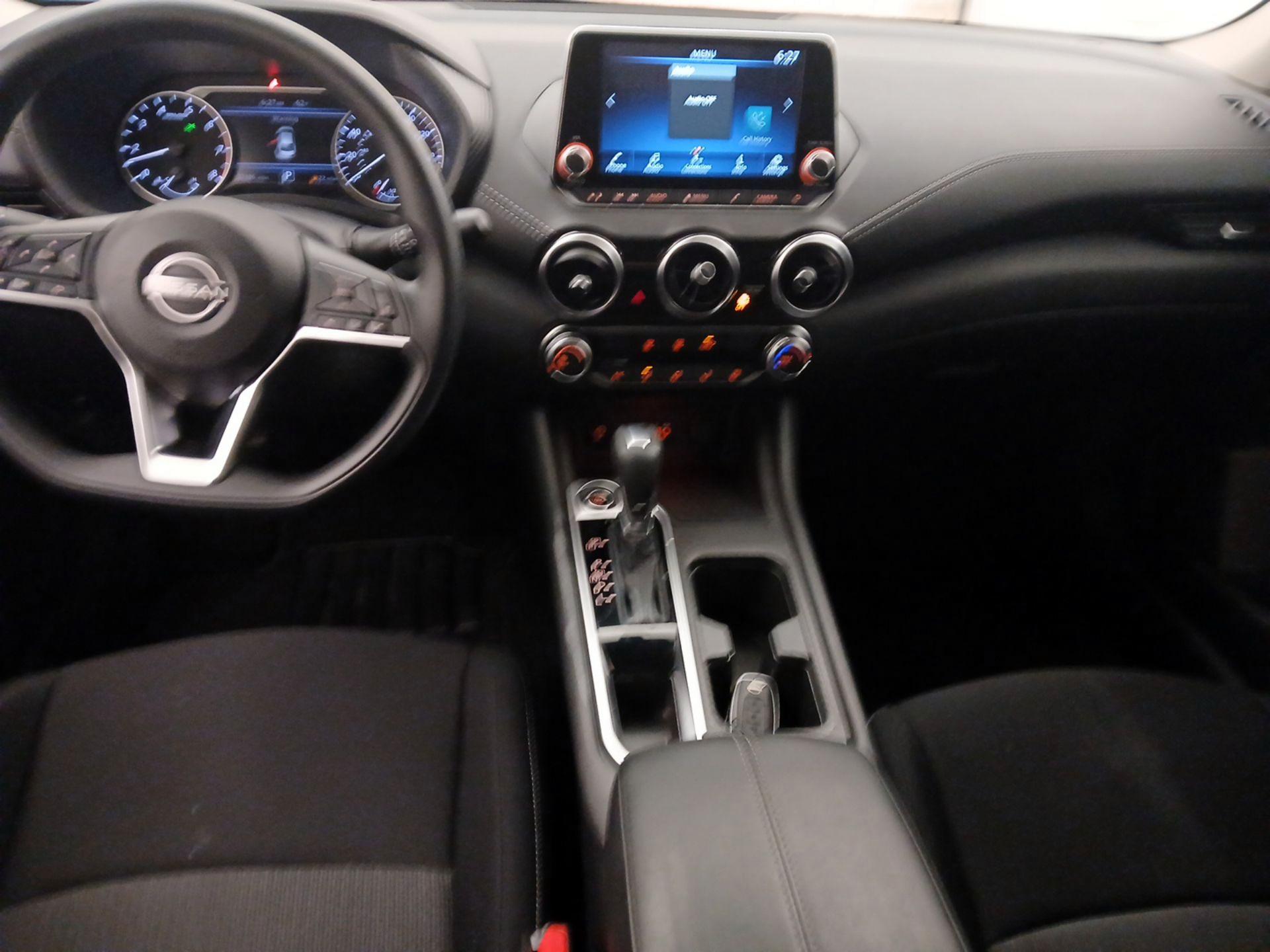 Thumbnail: 2024 Nissan Sentra - 9