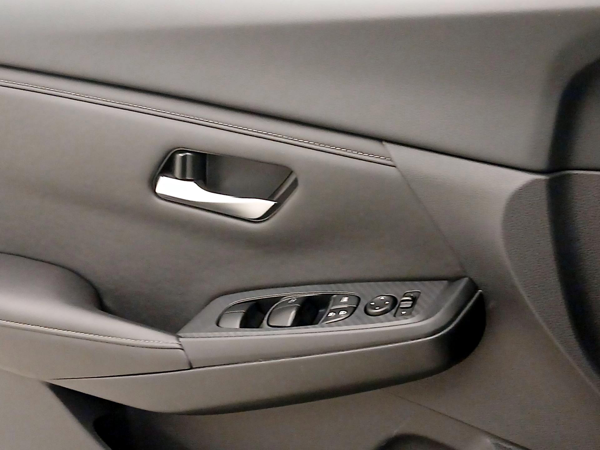 Thumbnail: 2024 Nissan Sentra - 11