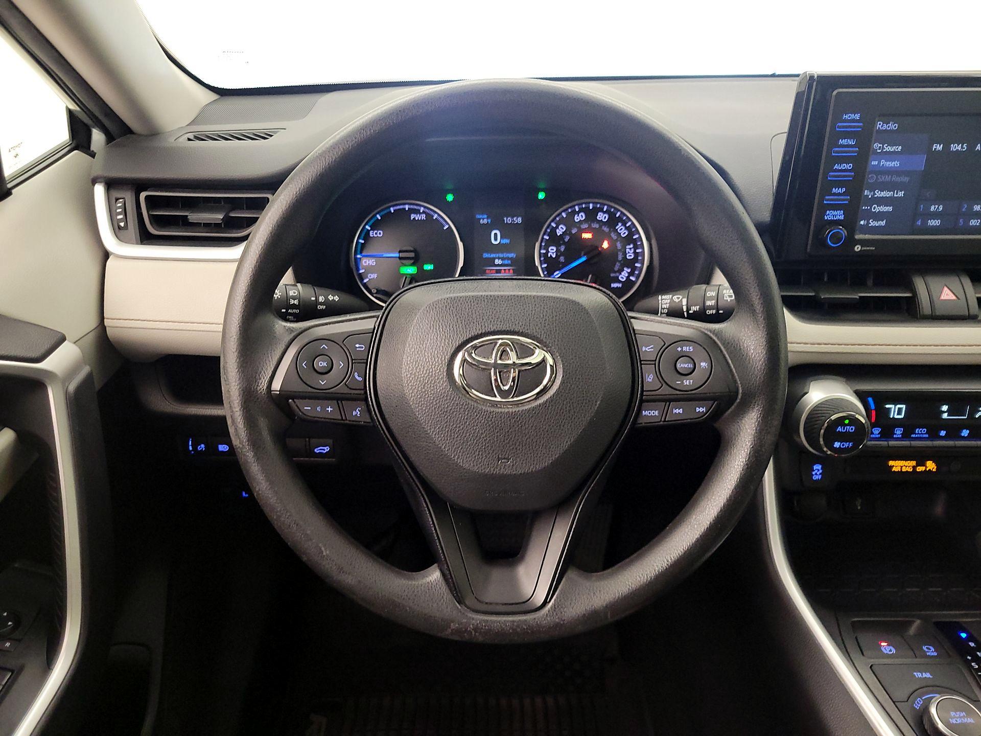 Thumbnail: 2020 Toyota RAV4 - 10