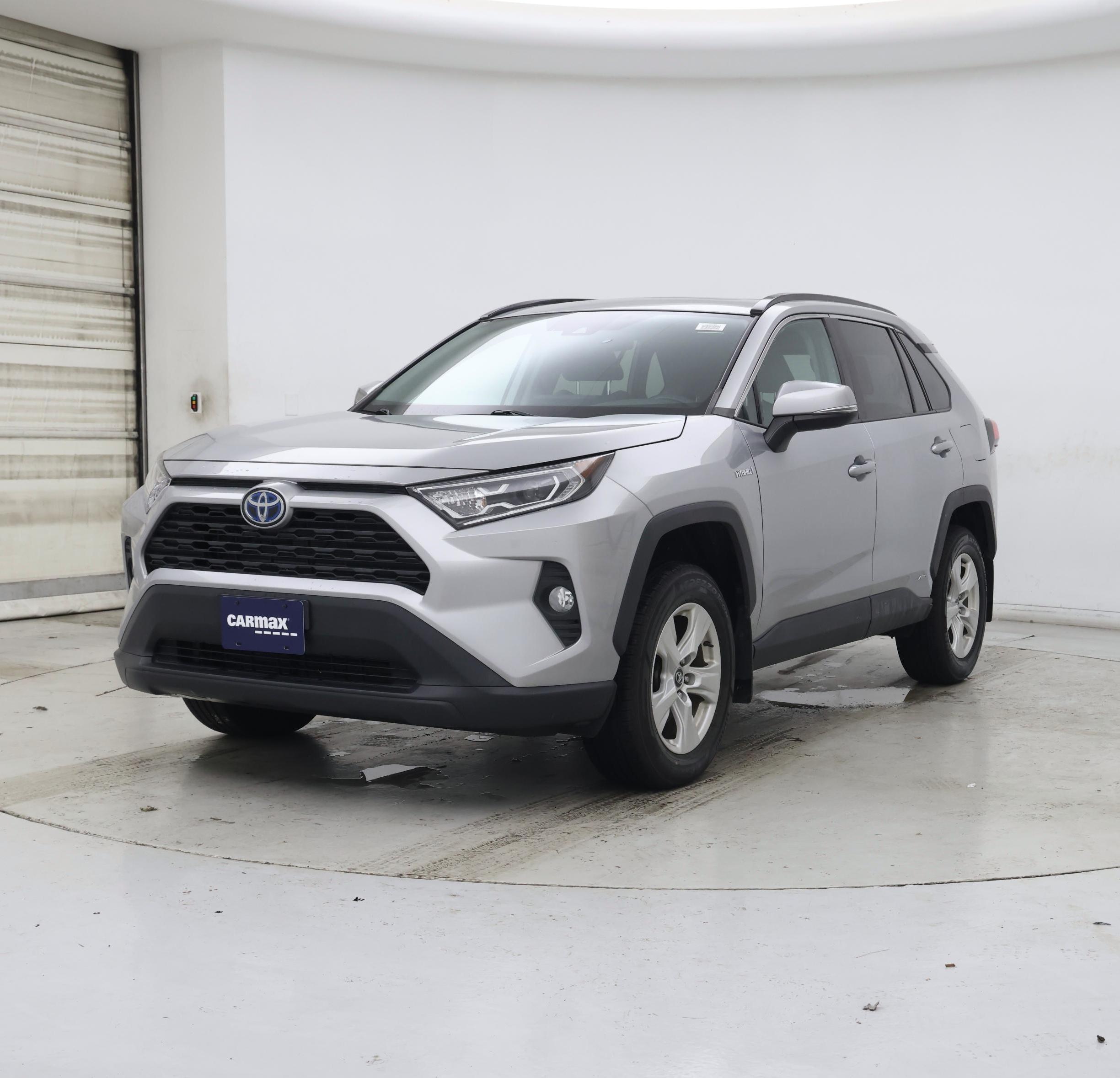 Thumbnail: 2020 Toyota RAV4 - 4
