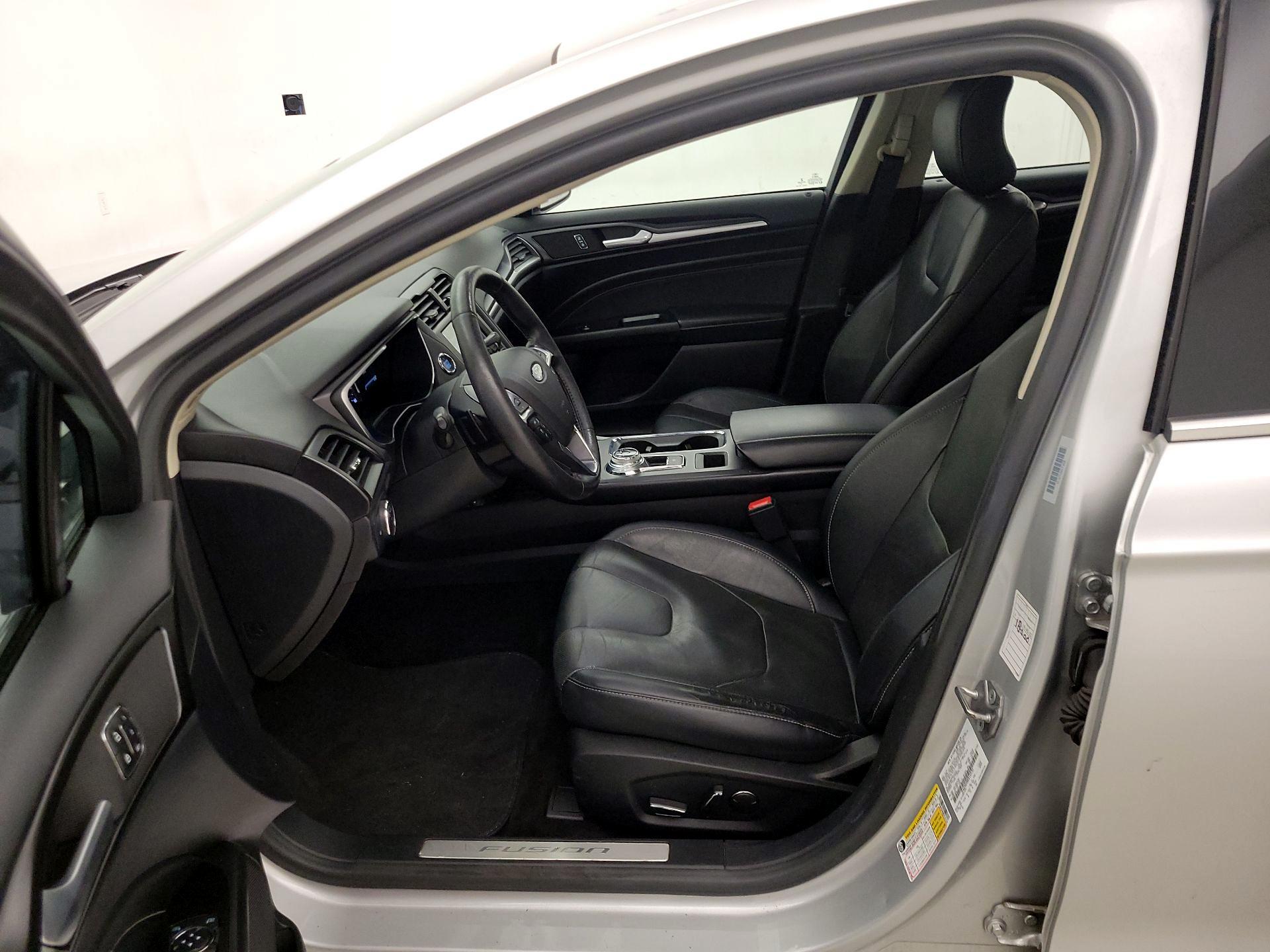 Thumbnail: 2019 Ford Fusion - 11