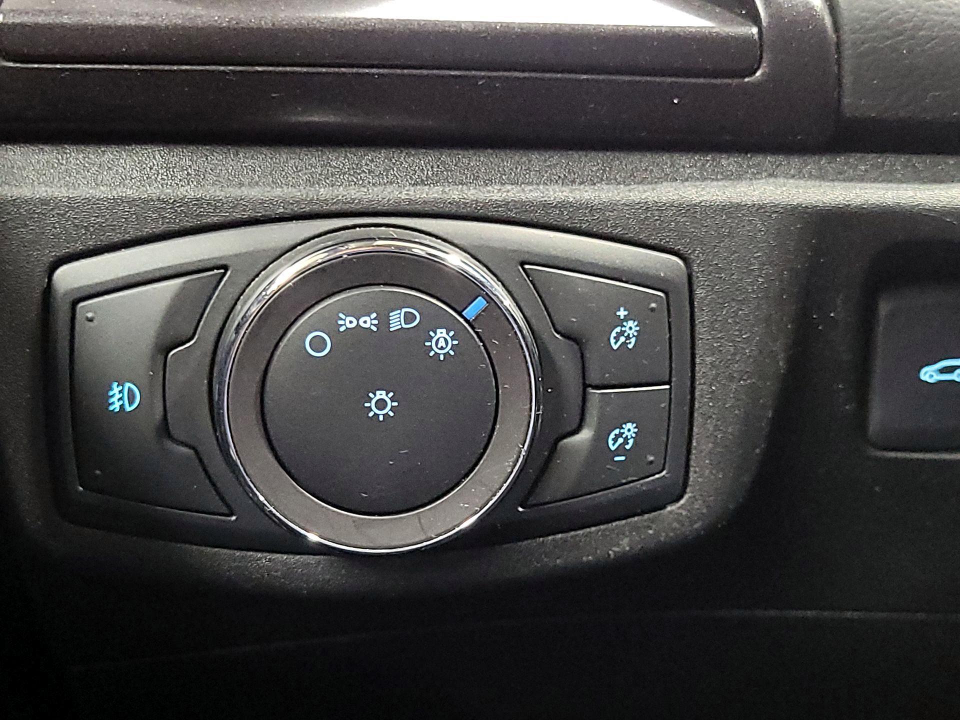 Thumbnail: 2019 Ford Fusion - 13