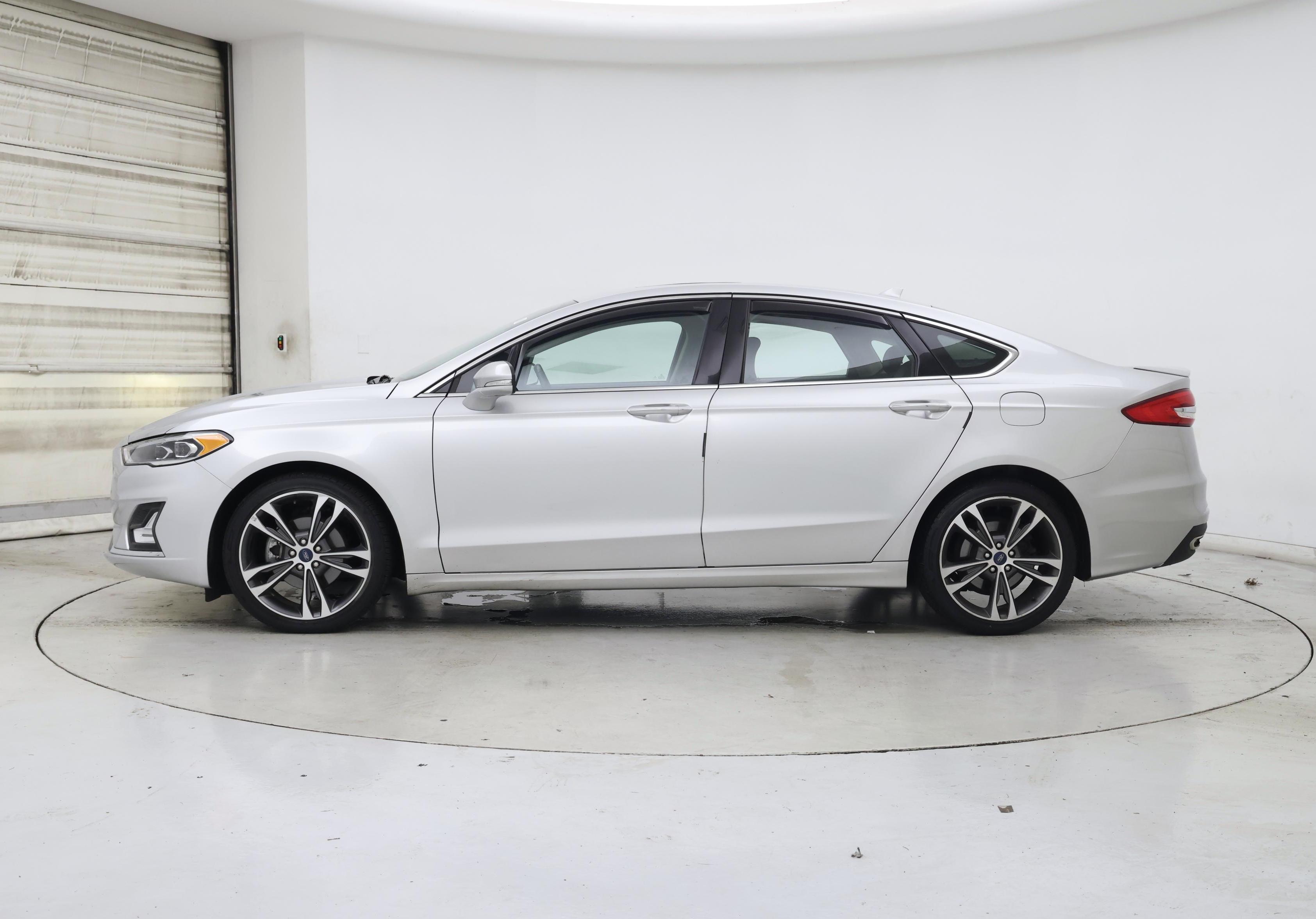 Thumbnail: 2019 Ford Fusion - 3