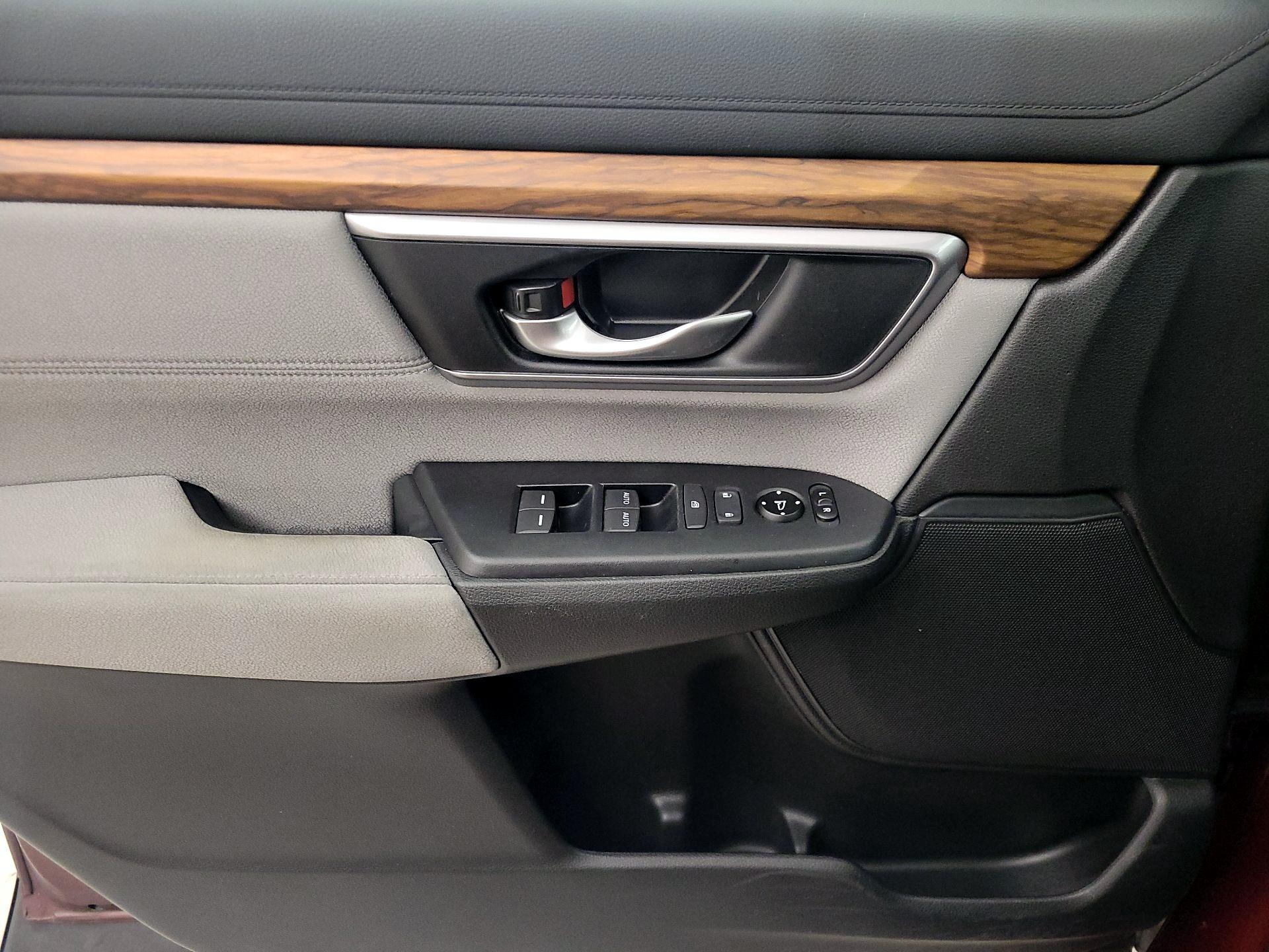 Thumbnail: 2017 Honda CR-V - 12