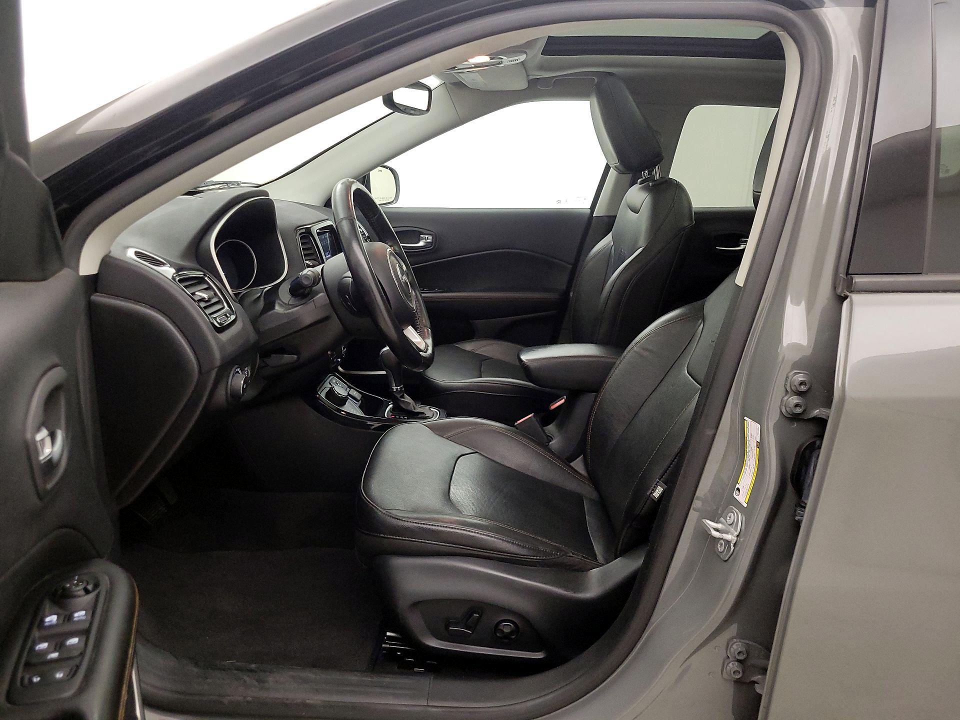 Thumbnail: 2020 Jeep Compass - 11