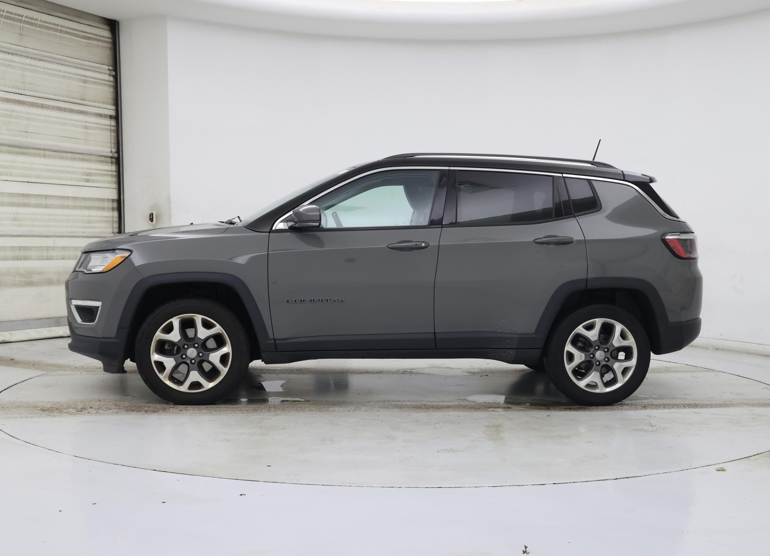 Thumbnail: 2020 Jeep Compass - 3