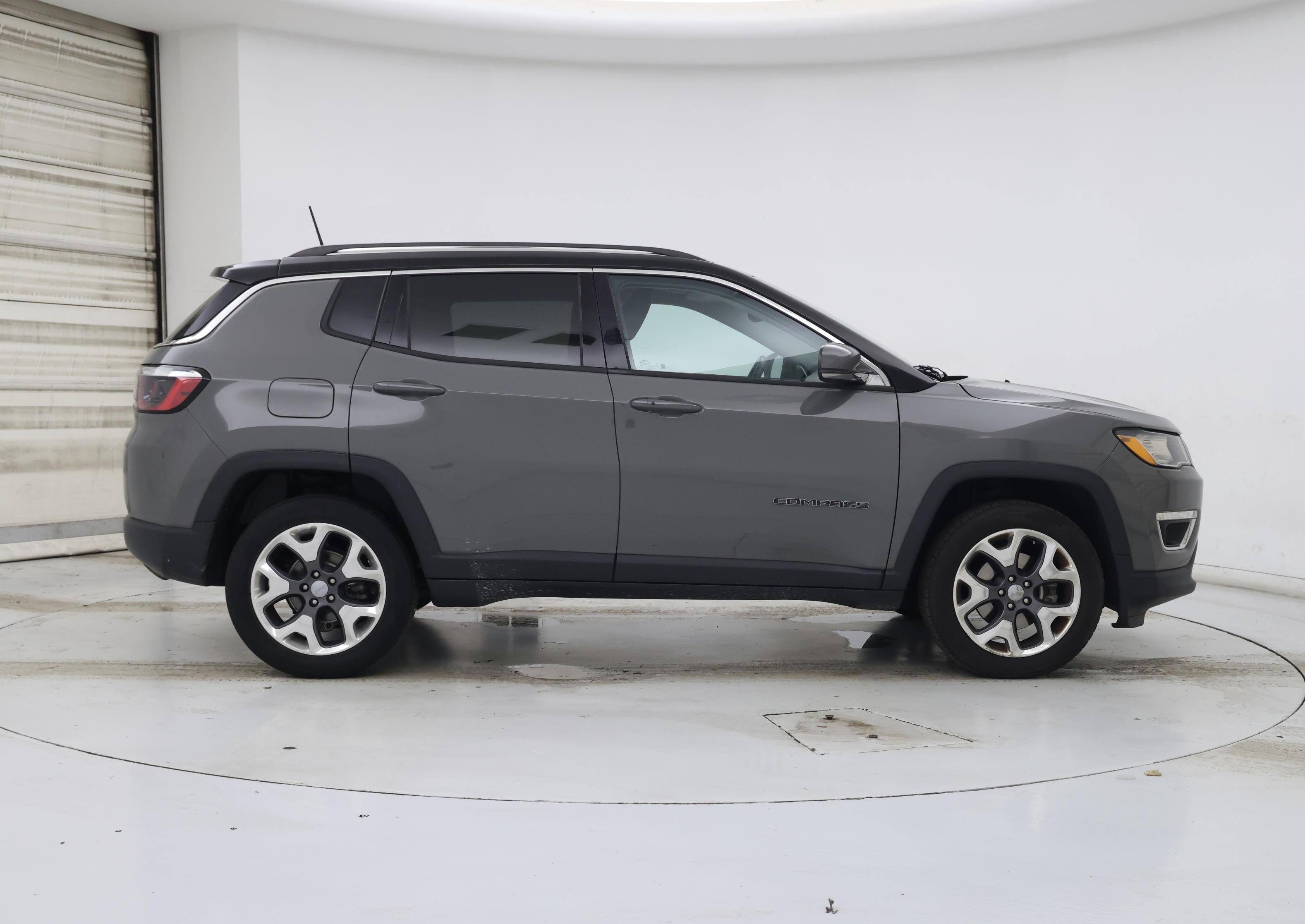 Thumbnail: 2020 Jeep Compass - 7