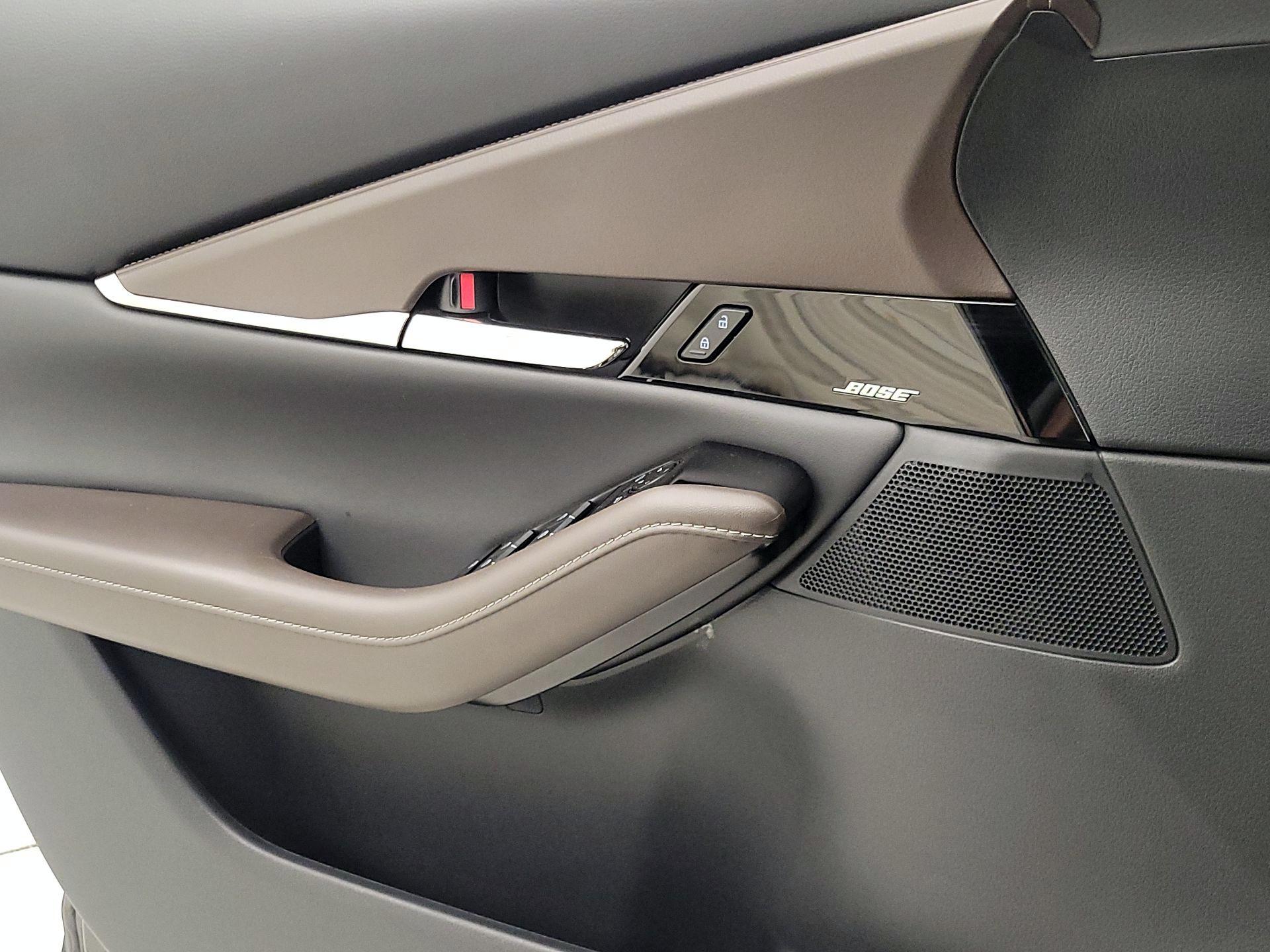 Thumbnail: 2022 Mazda CX-30 - 12