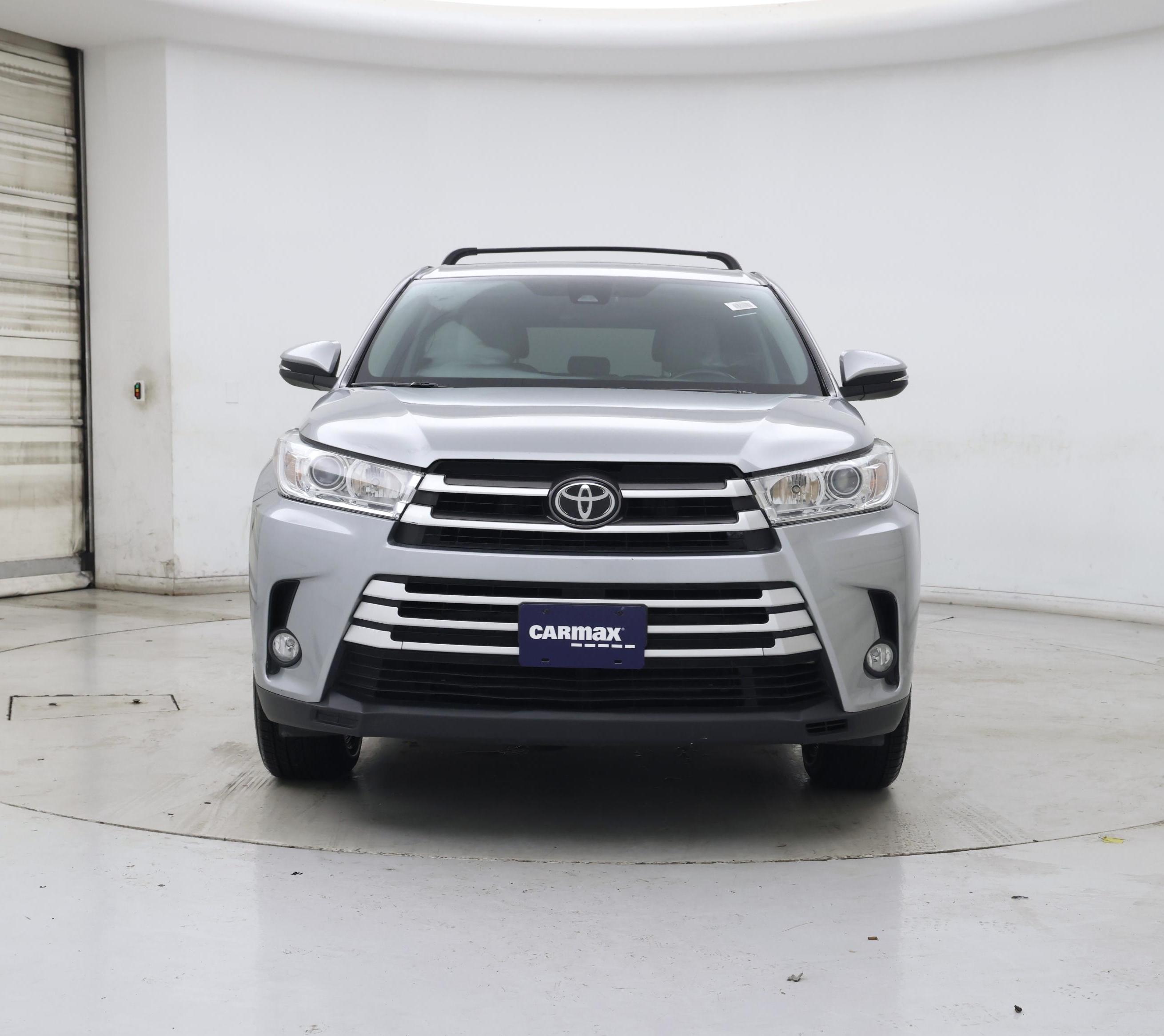 Thumbnail: 2017 Toyota Highlander - 5