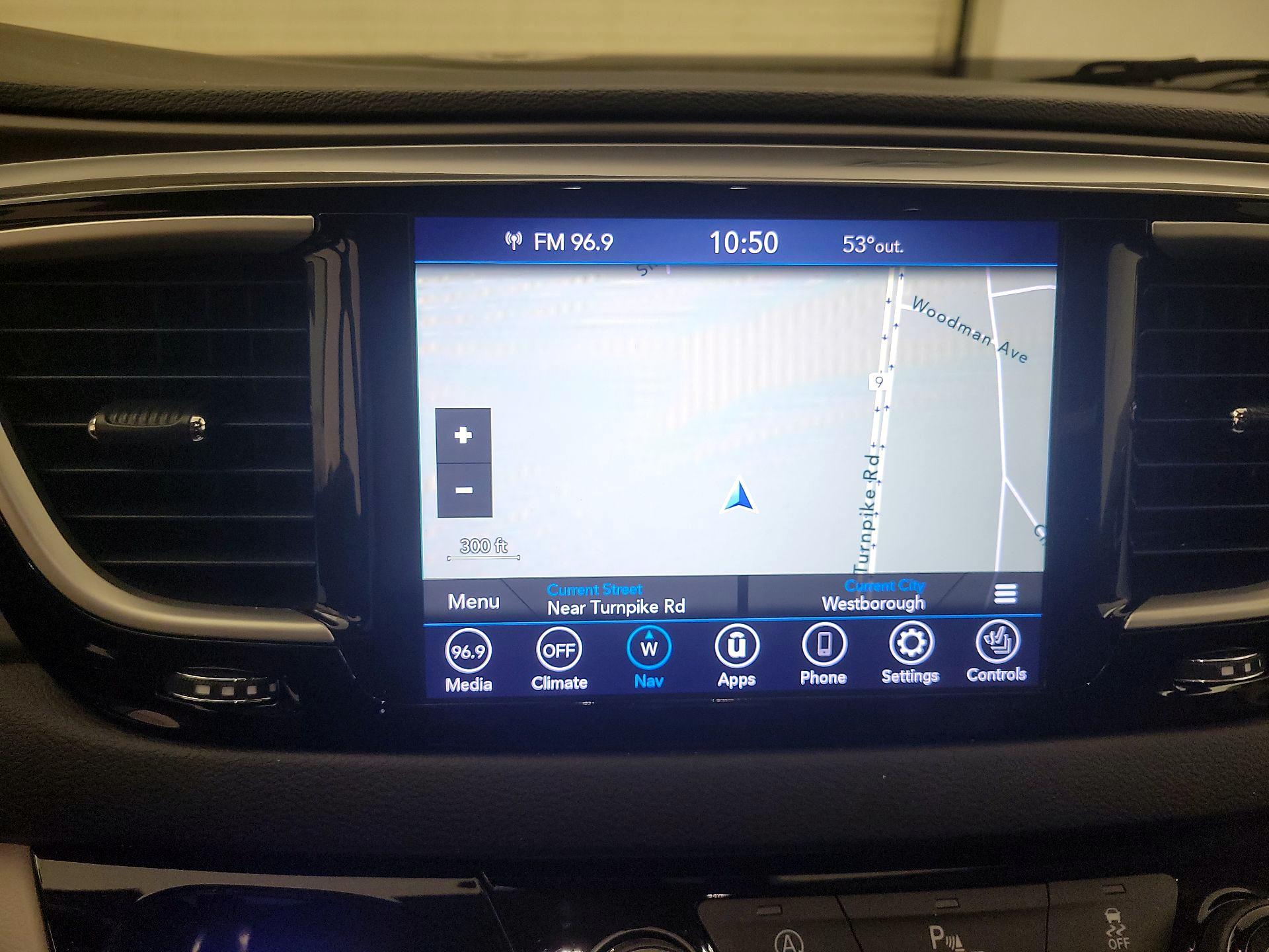 Thumbnail: 2020 Chrysler Pacifica - 14