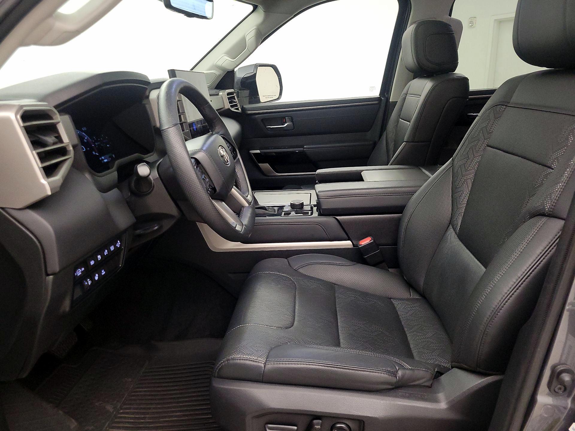 Thumbnail: 2023 Toyota Sequoia - 11