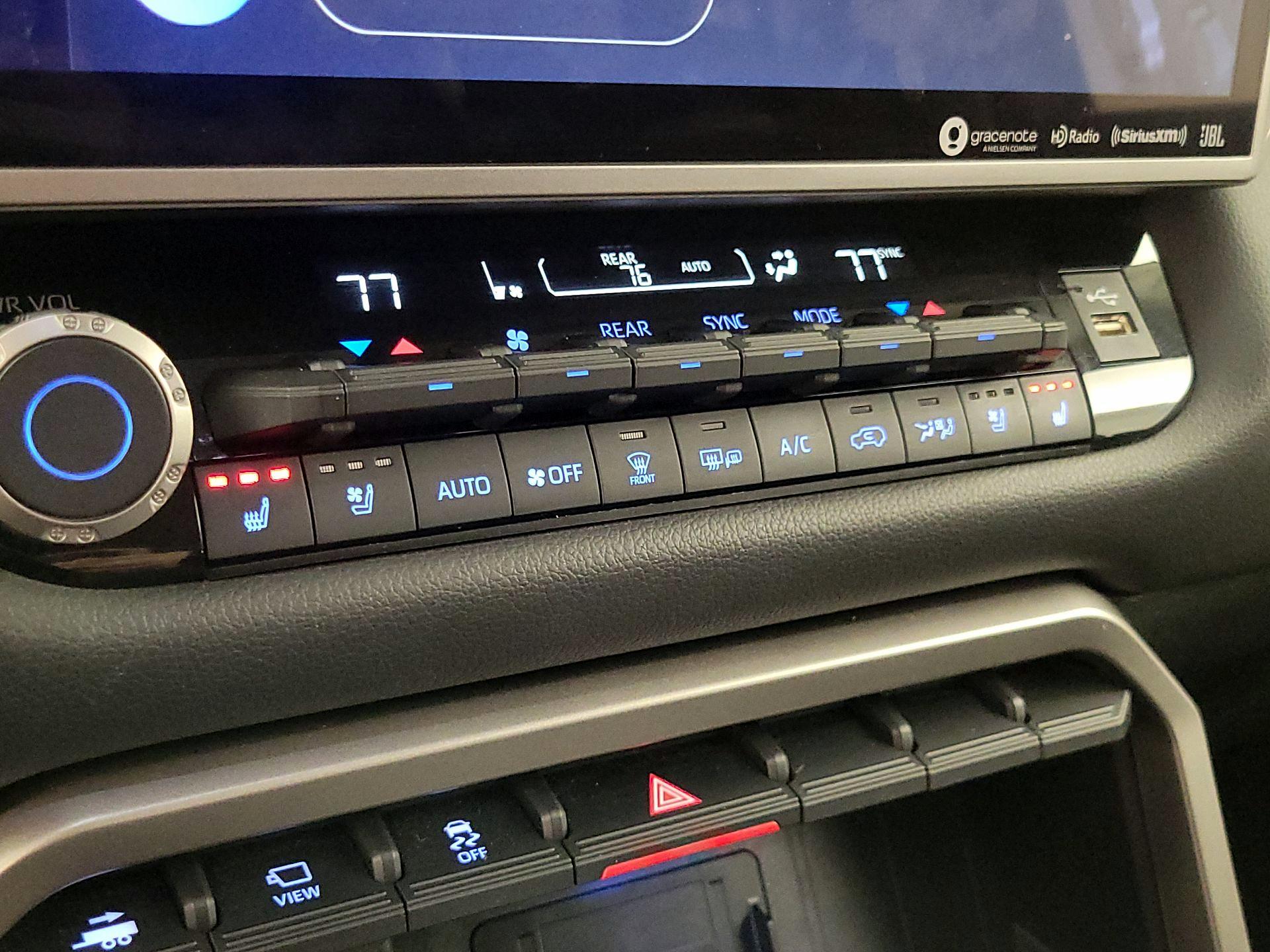Thumbnail: 2023 Toyota Sequoia - 15