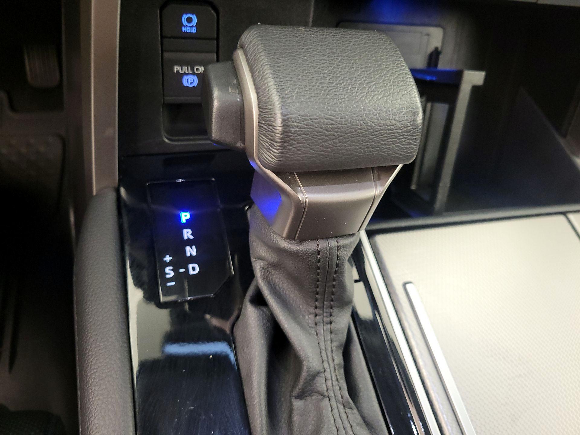 Thumbnail: 2023 Toyota Sequoia - 16