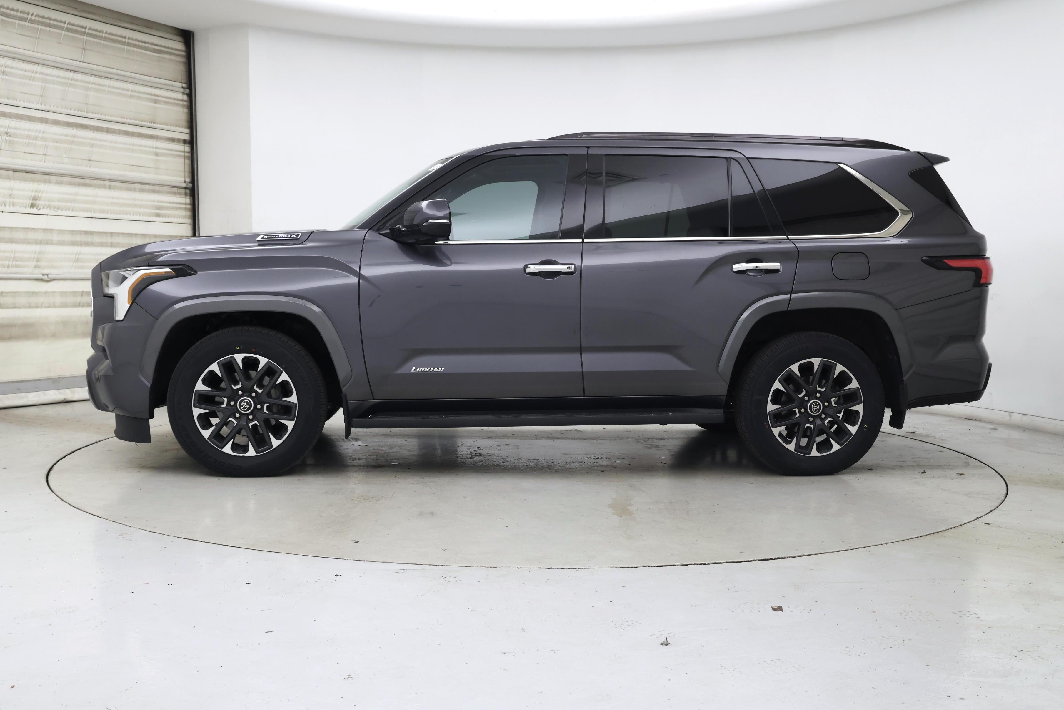 Thumbnail: 2023 Toyota Sequoia - 3