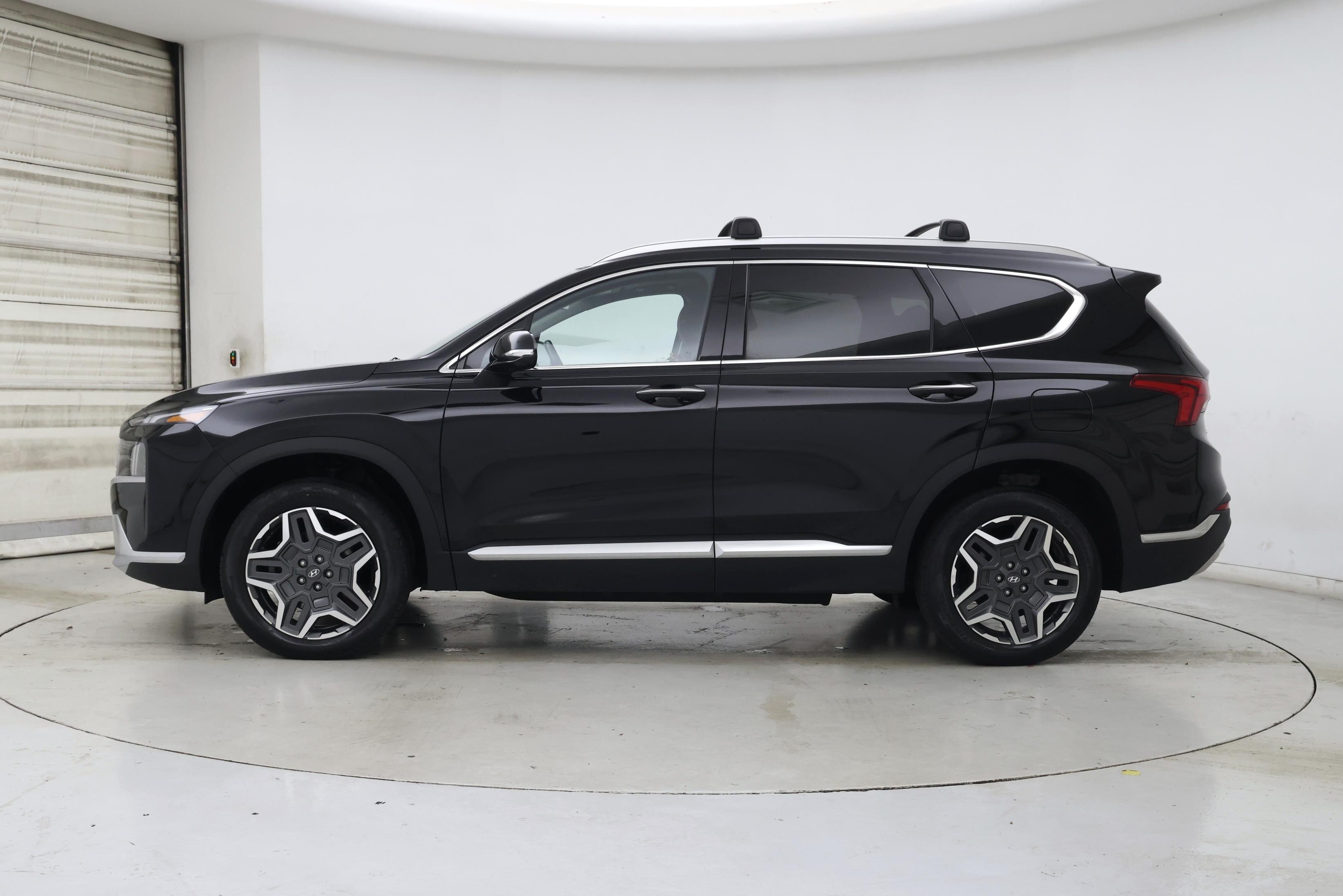 Thumbnail: 2022 Hyundai Santa Fe - 3