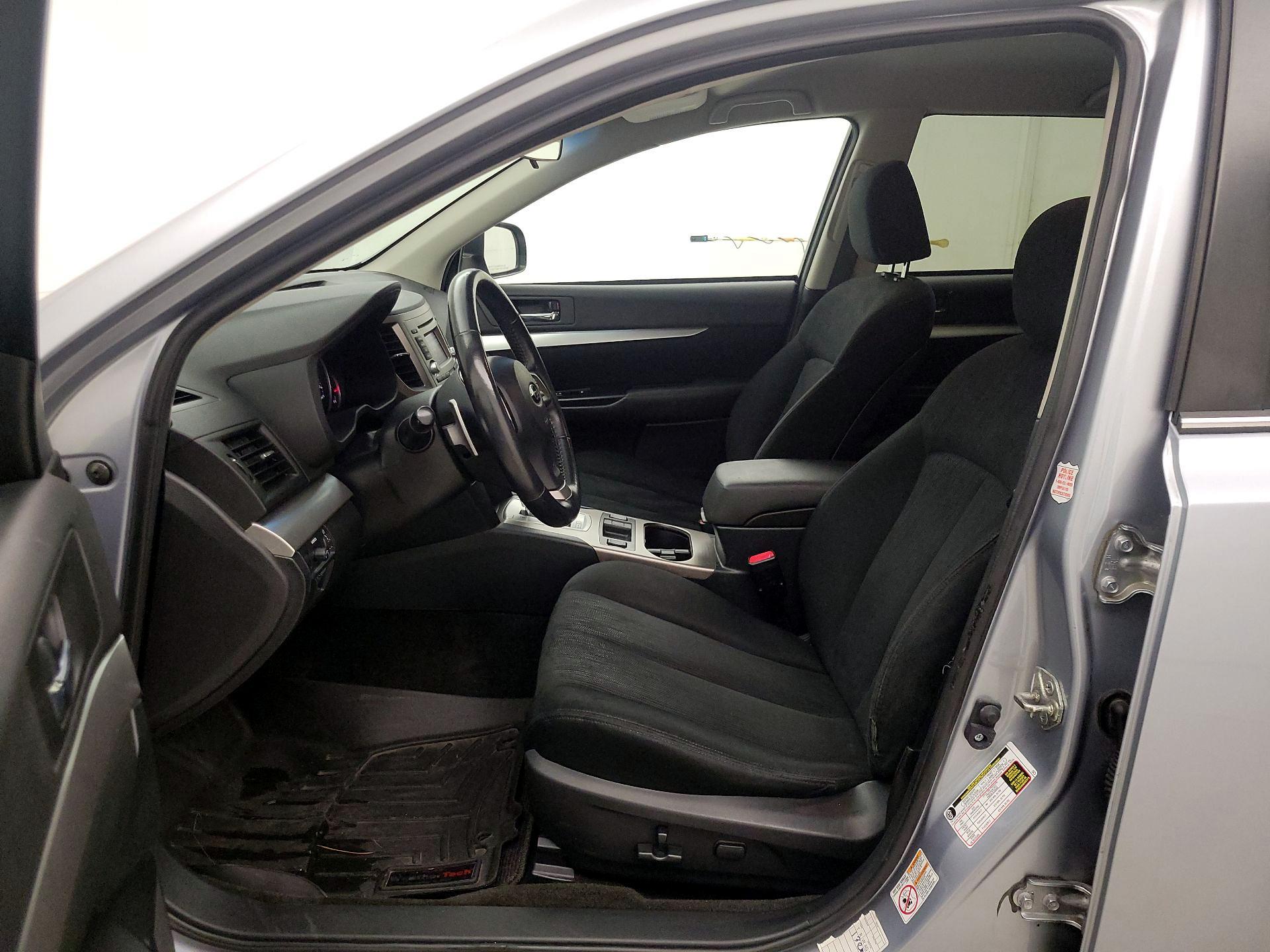 Thumbnail: 2014 Subaru Outback - 11