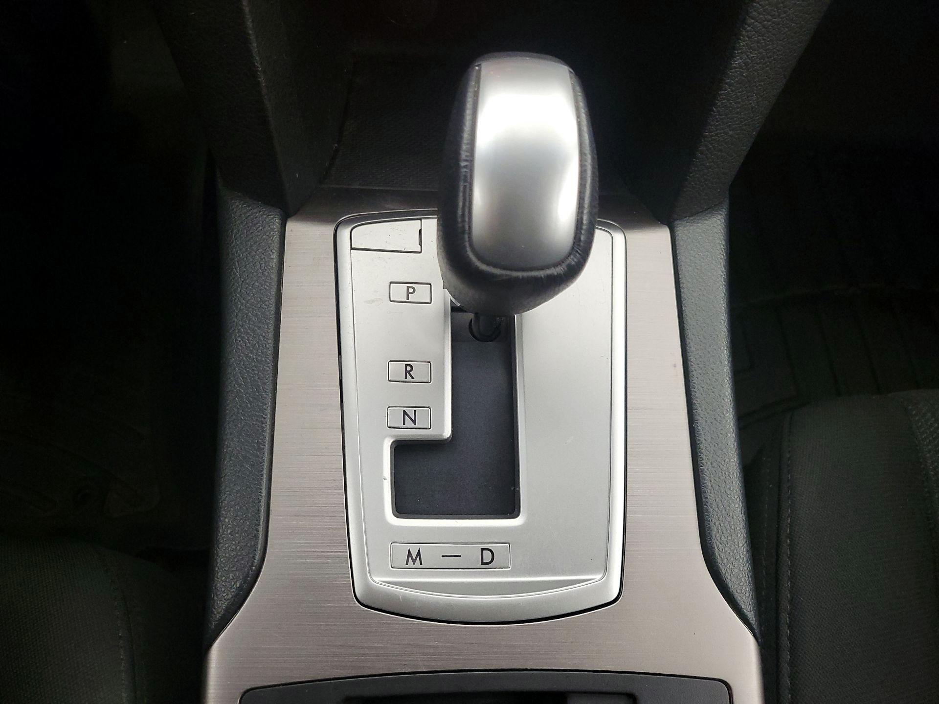 Thumbnail: 2014 Subaru Outback - 16