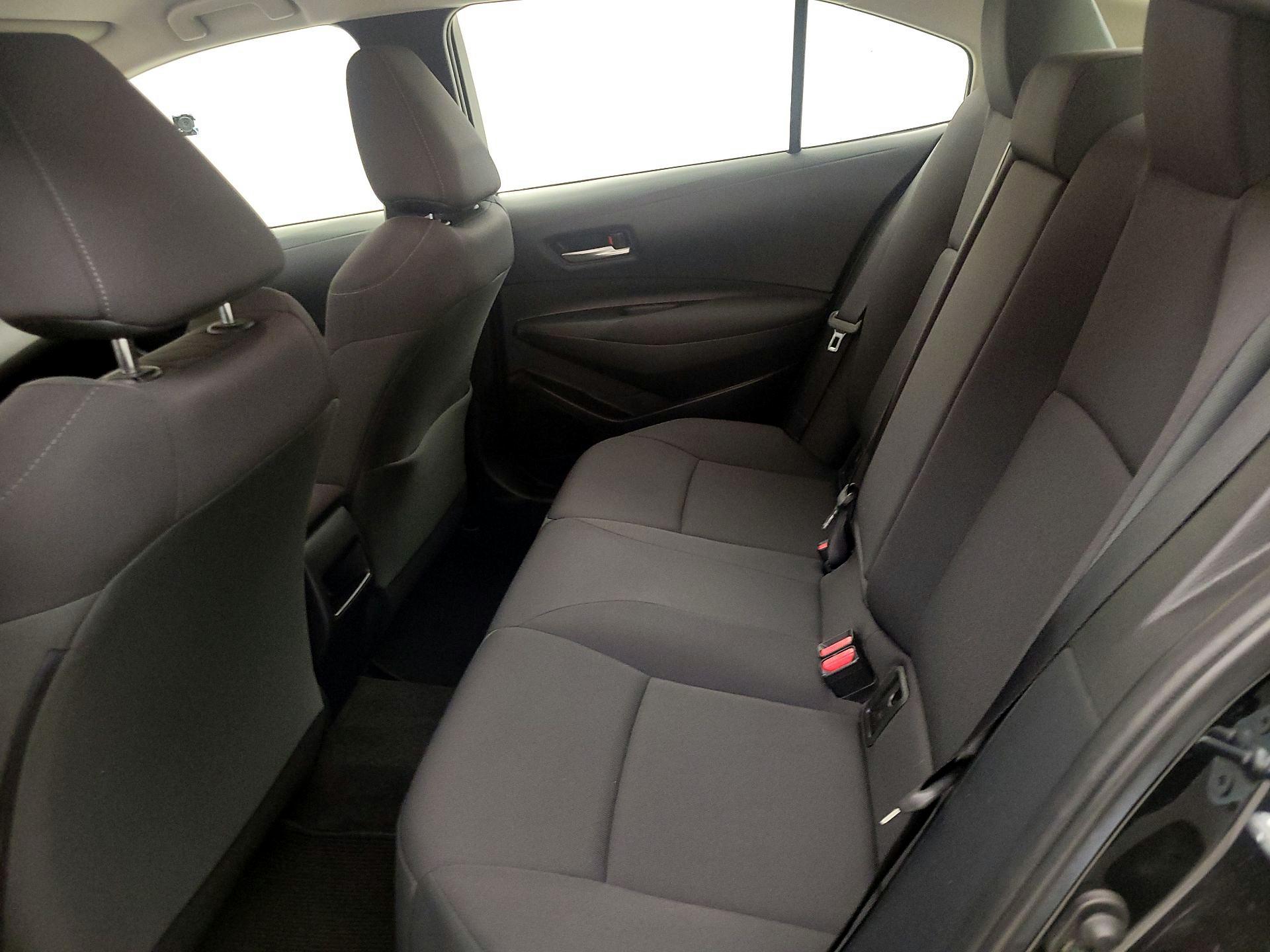 Thumbnail: 2021 Toyota Corolla - 18