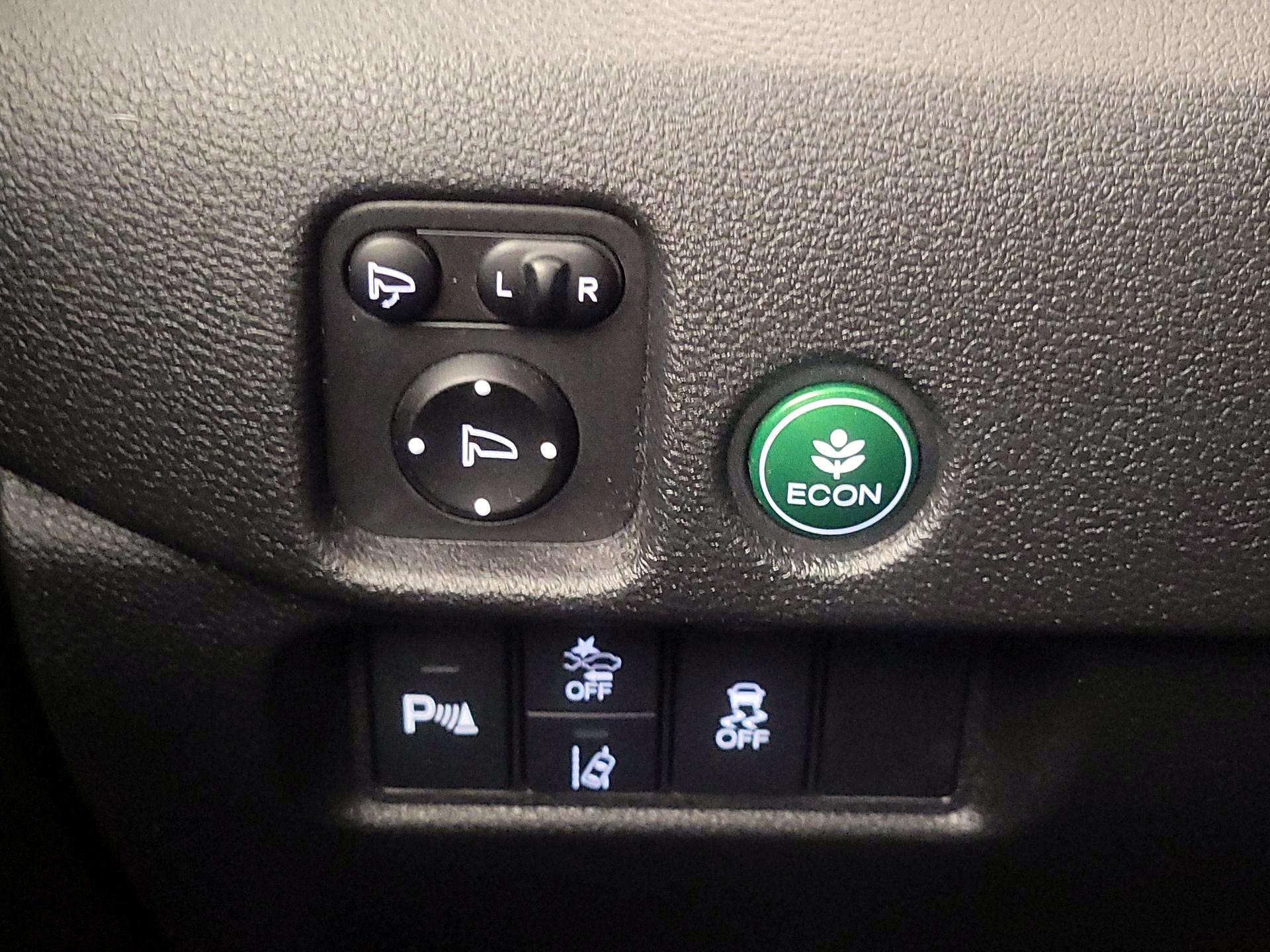 Thumbnail: 2019 Honda Passport - 13