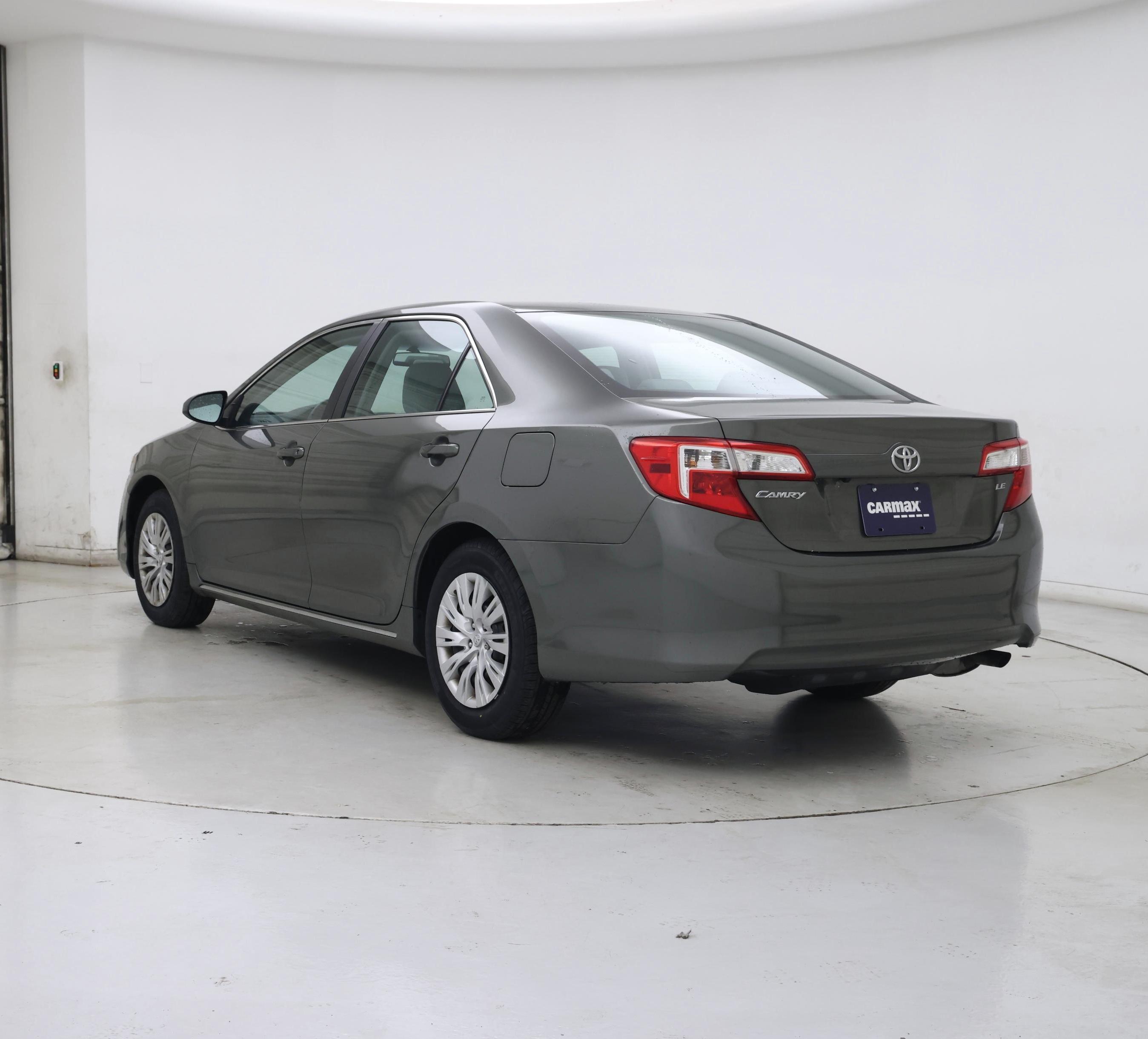 Thumbnail: 2014 Toyota Camry - 2