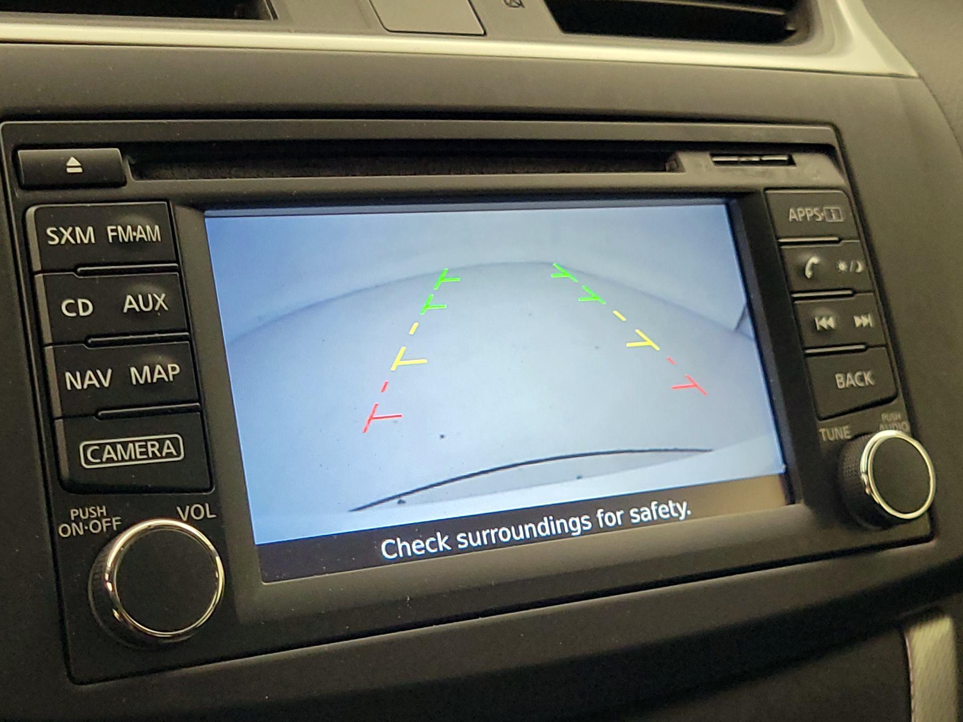 Thumbnail: 2015 Nissan Sentra - 14