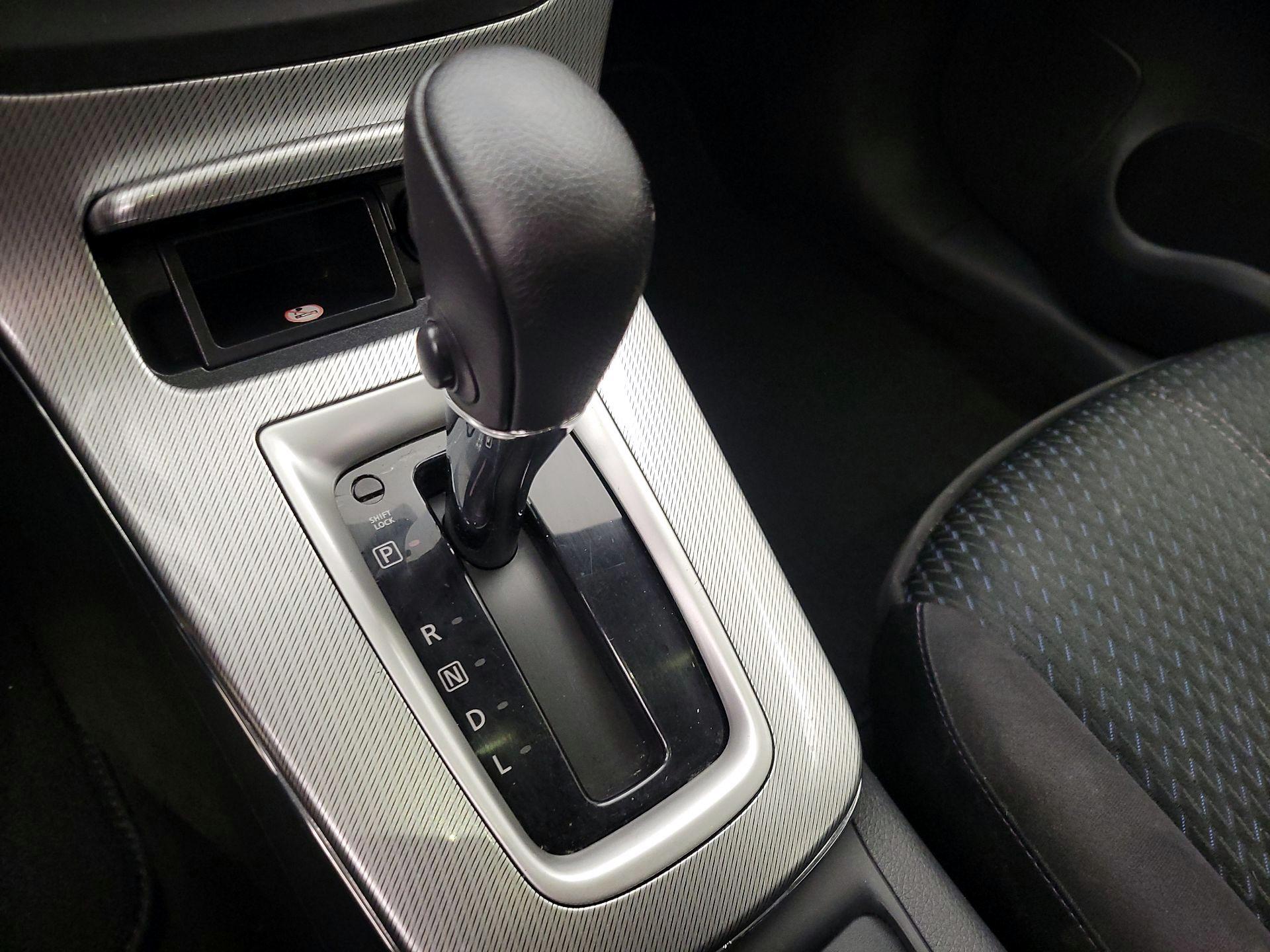 Thumbnail: 2015 Nissan Sentra - 17
