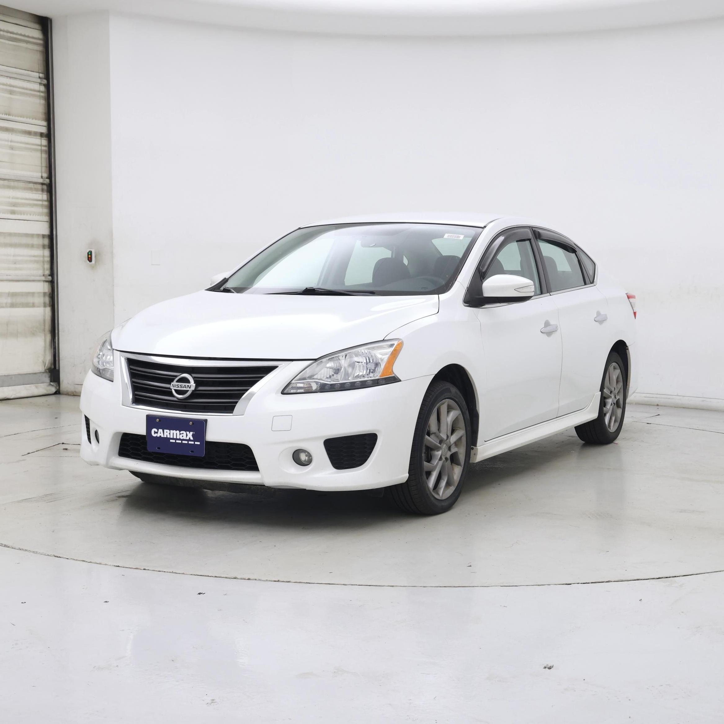 Thumbnail: 2015 Nissan Sentra - 4