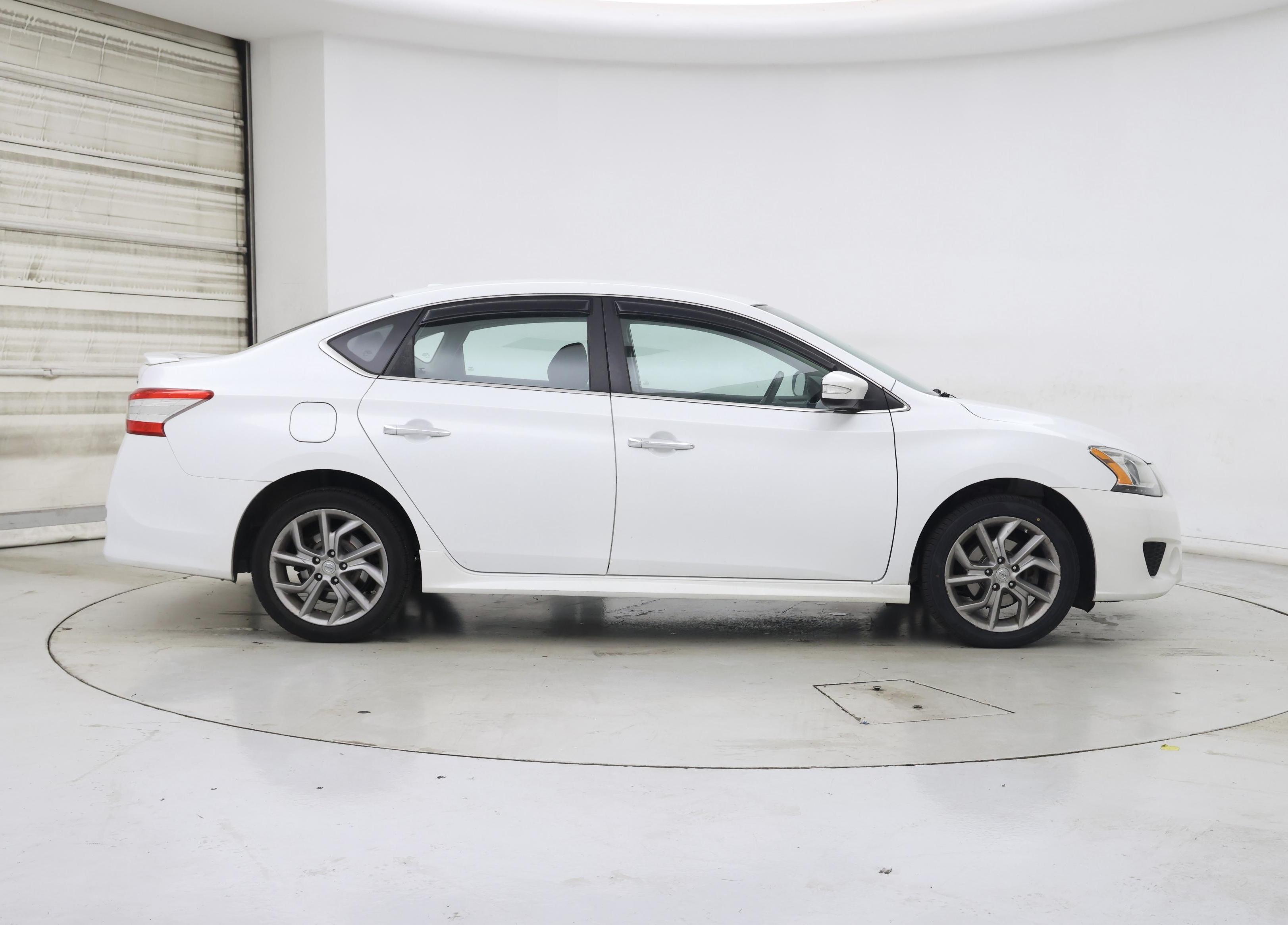 Thumbnail: 2015 Nissan Sentra - 7