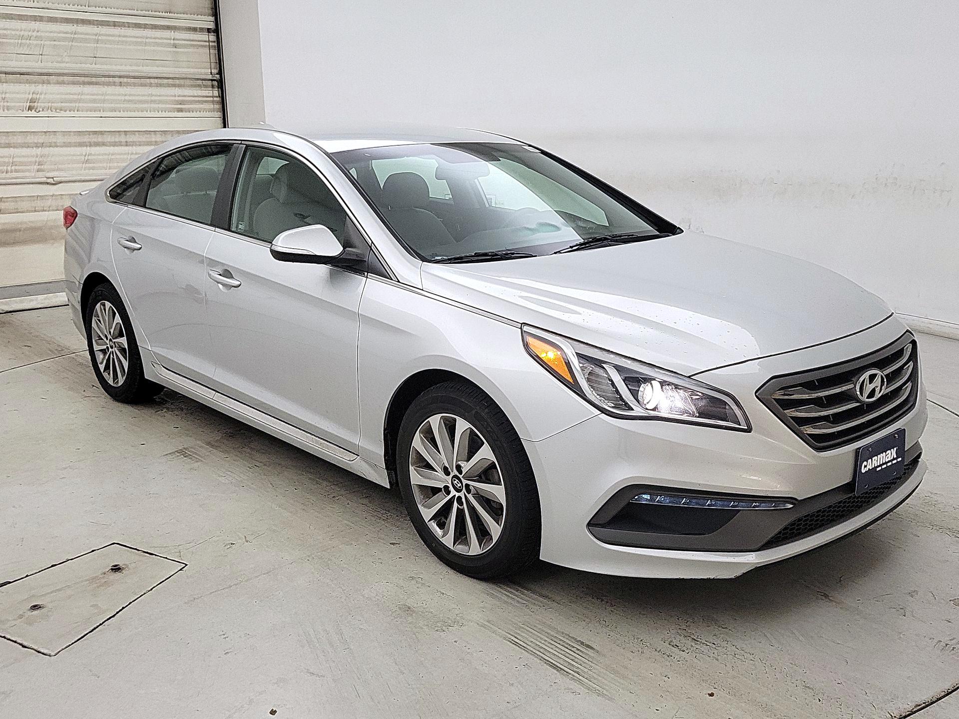 Thumbnail: 2015 Hyundai Sonata - 1