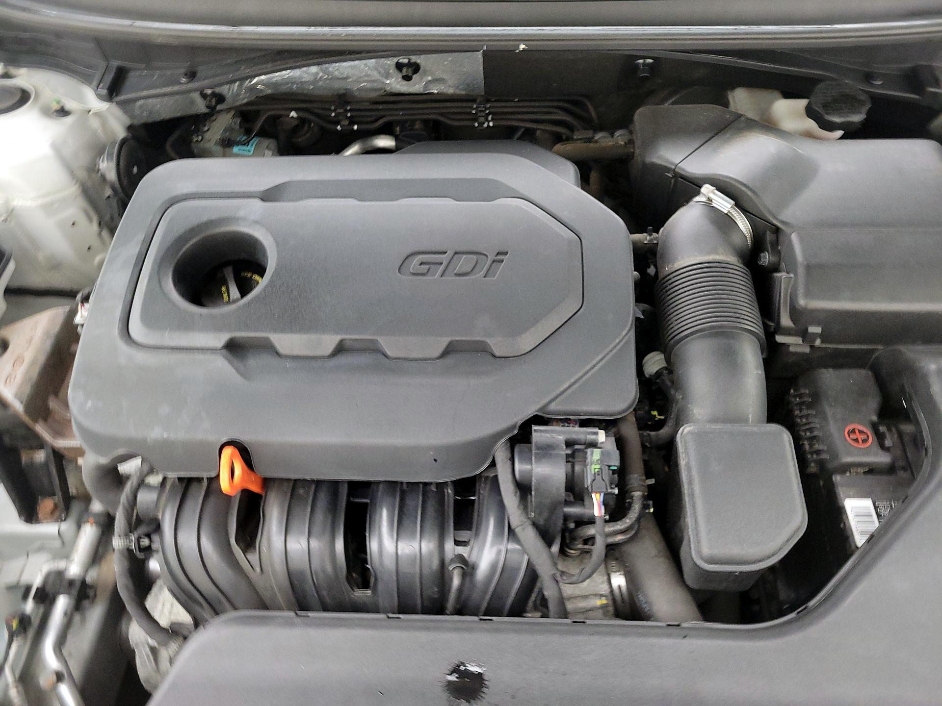 Thumbnail: 2015 Hyundai Sonata - 19