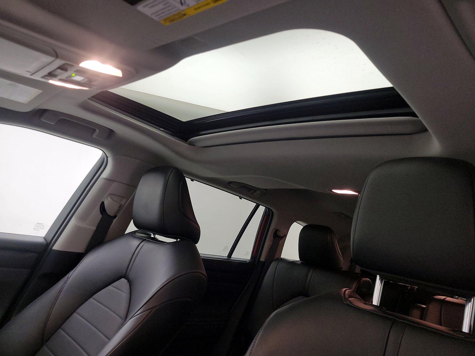 Thumbnail: 2022 Toyota Highlander - 19