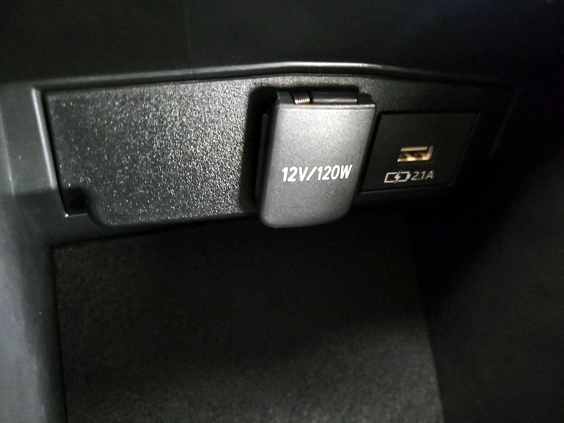 Thumbnail: 2020 Toyota Corolla - 18