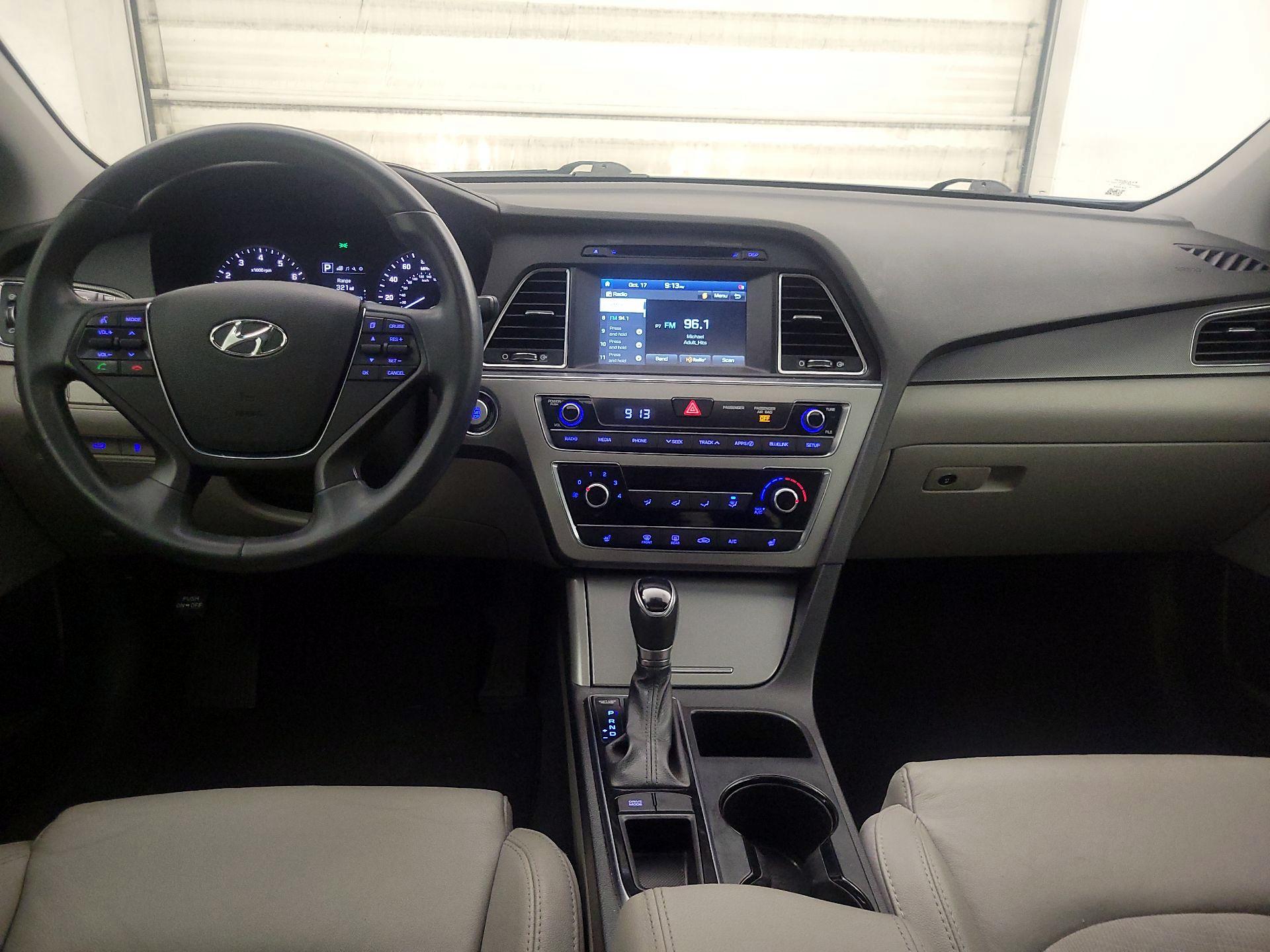 Thumbnail: 2016 Hyundai Sonata - 9