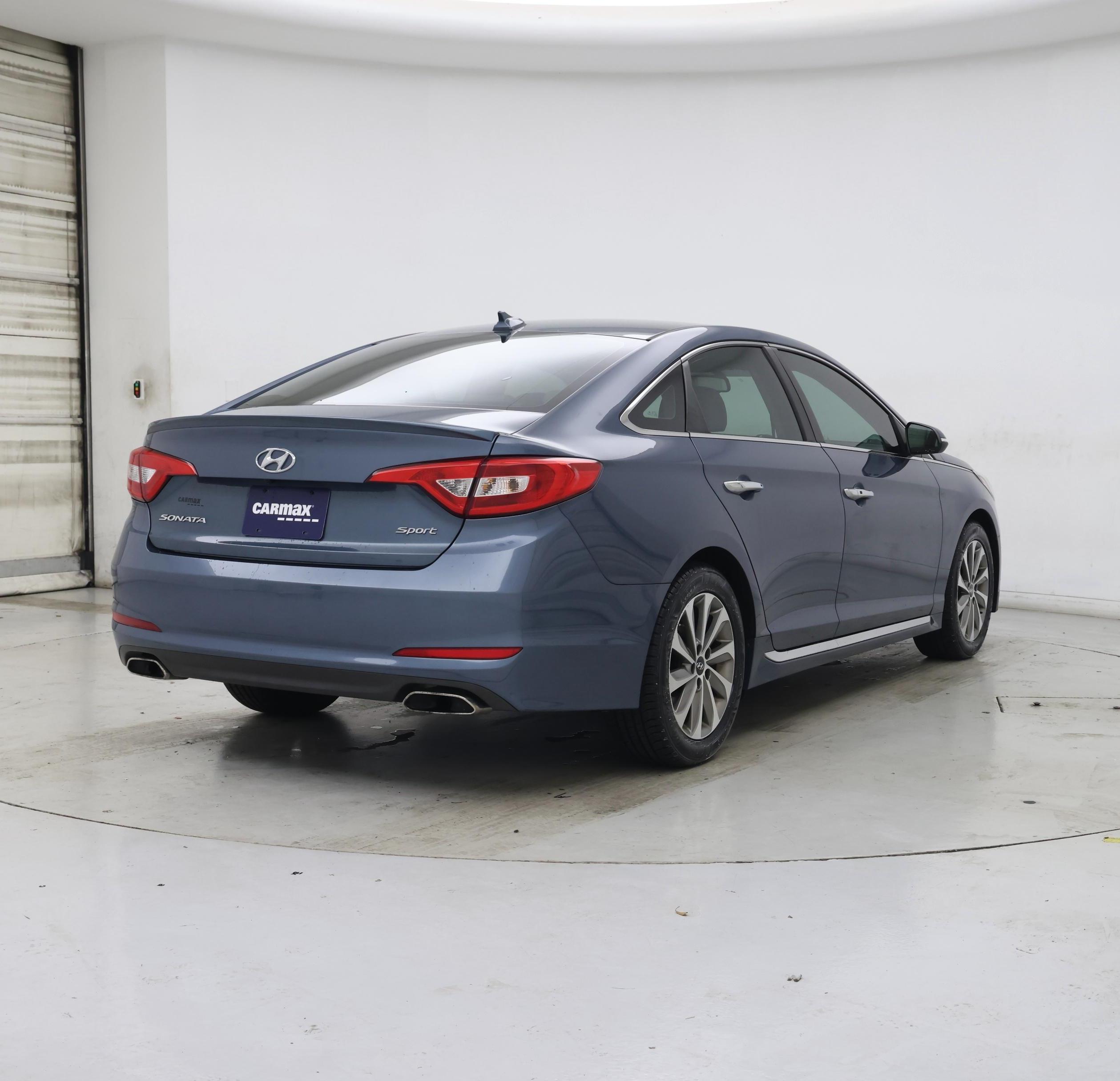 Thumbnail: 2016 Hyundai Sonata - 8