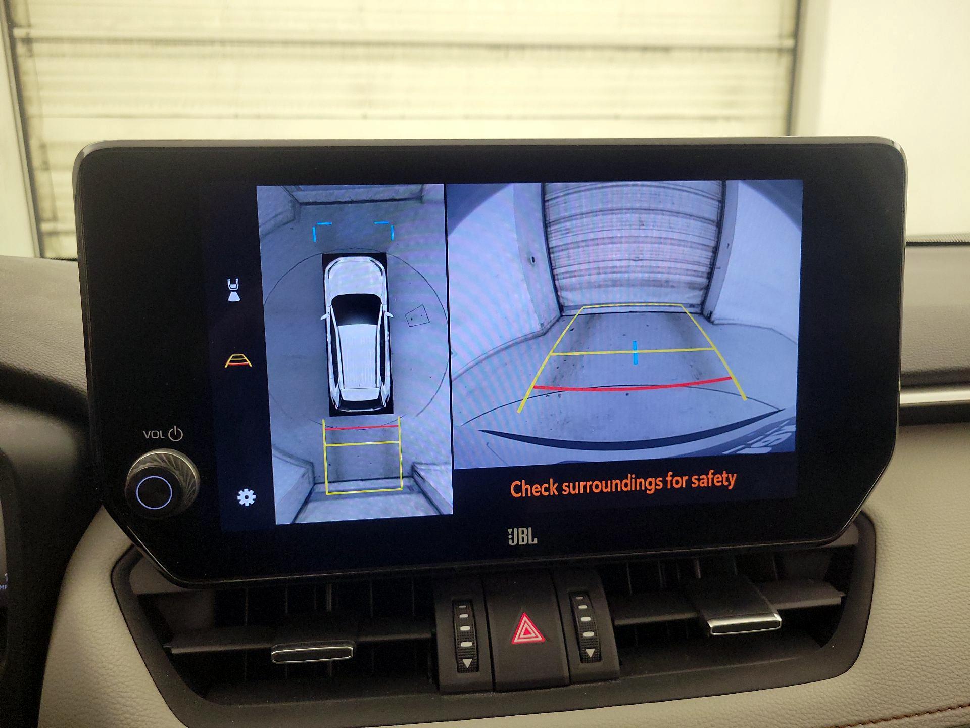 Thumbnail: 2023 Toyota RAV4 - 14