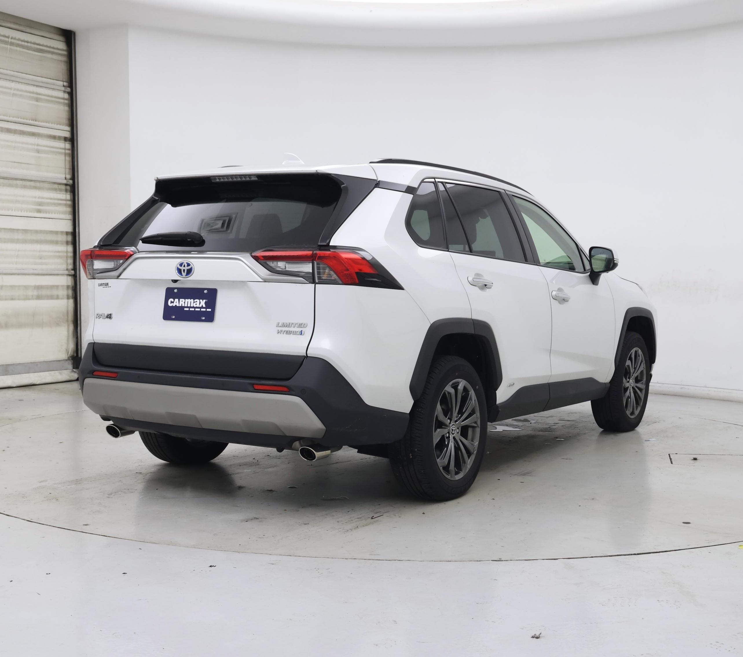 Thumbnail: 2023 Toyota RAV4 - 8