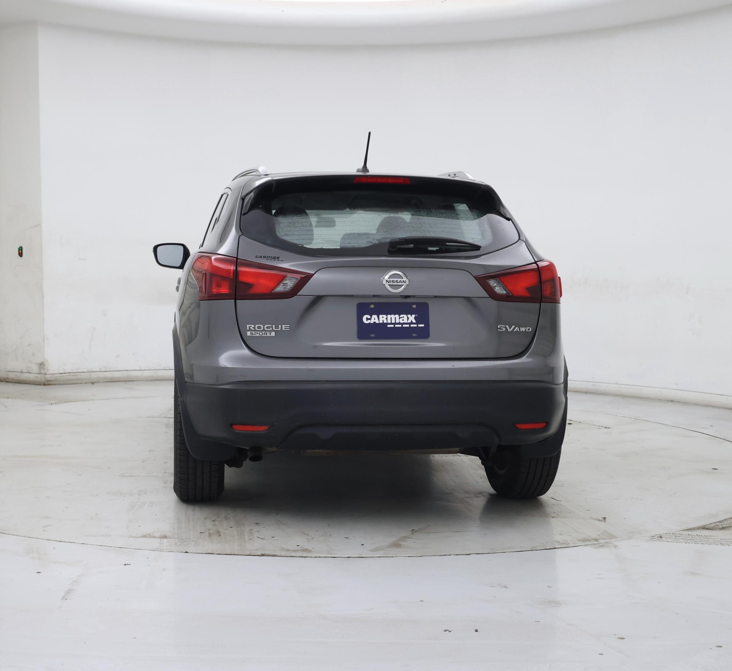 Thumbnail: 2017 Nissan Rogue Sport - 6