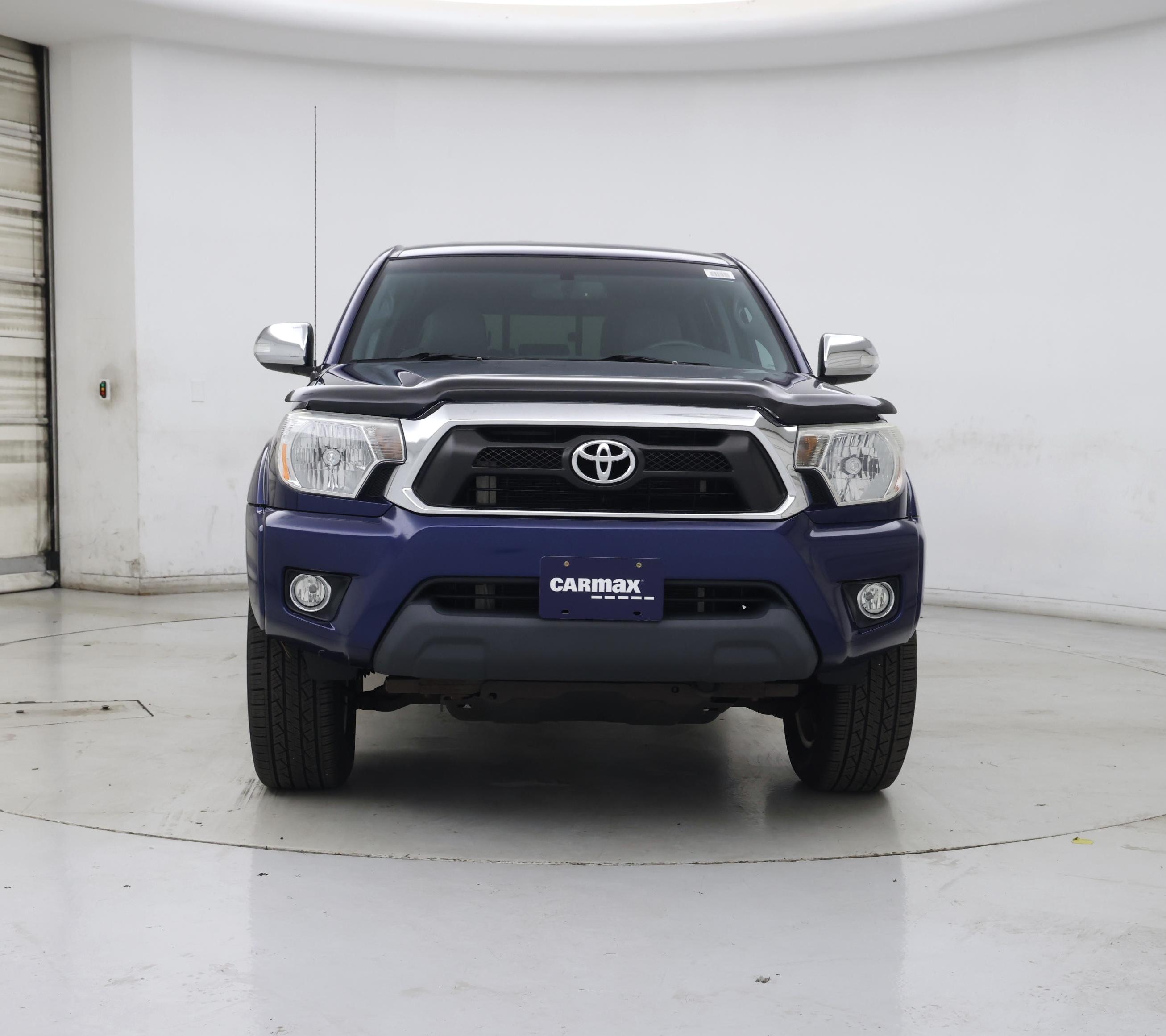 Thumbnail: 2015 Toyota Tacoma - 5