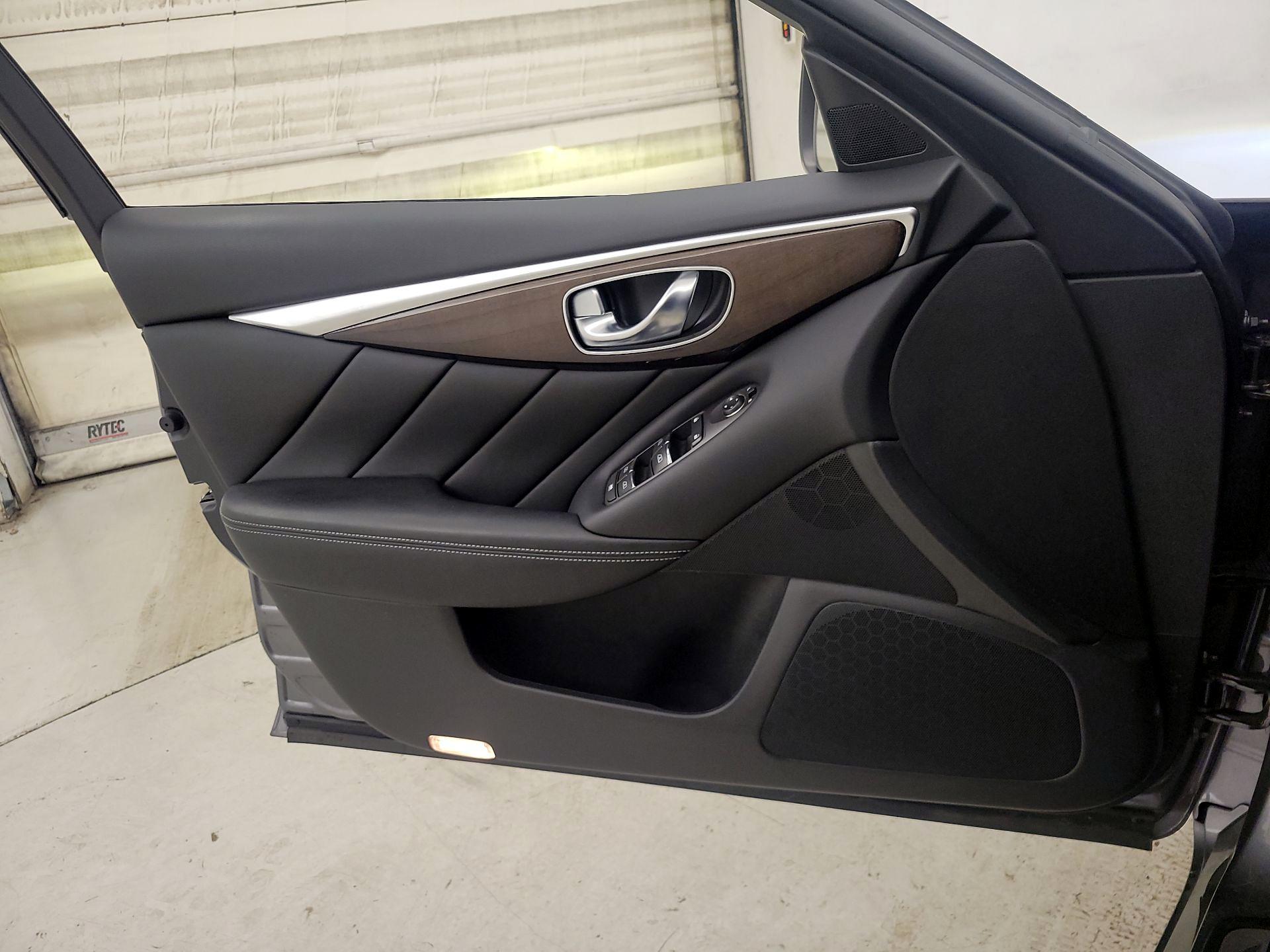 Thumbnail: 2018 INFINITI Q50 - 12