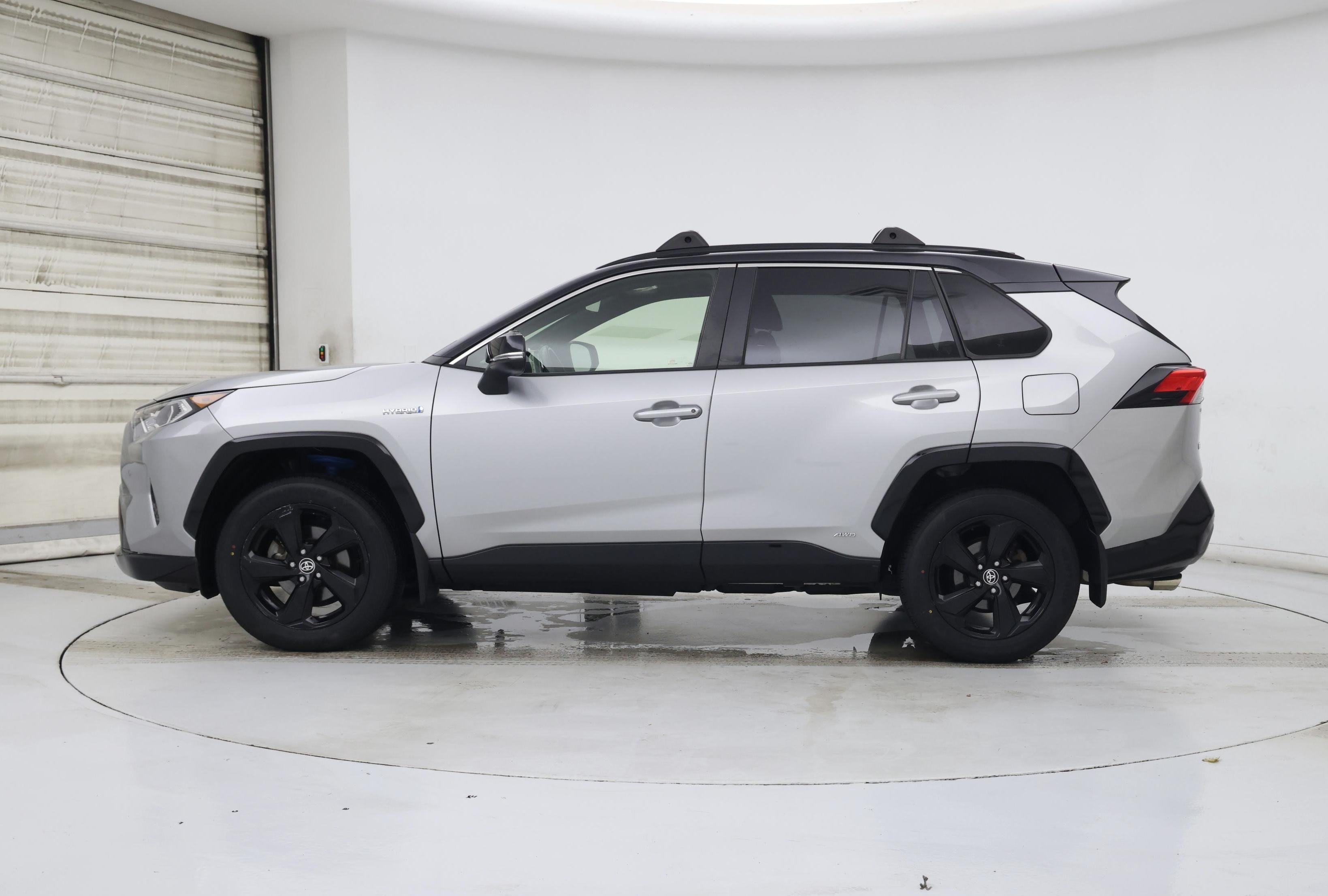 Thumbnail: 2020 Toyota RAV4 - 3