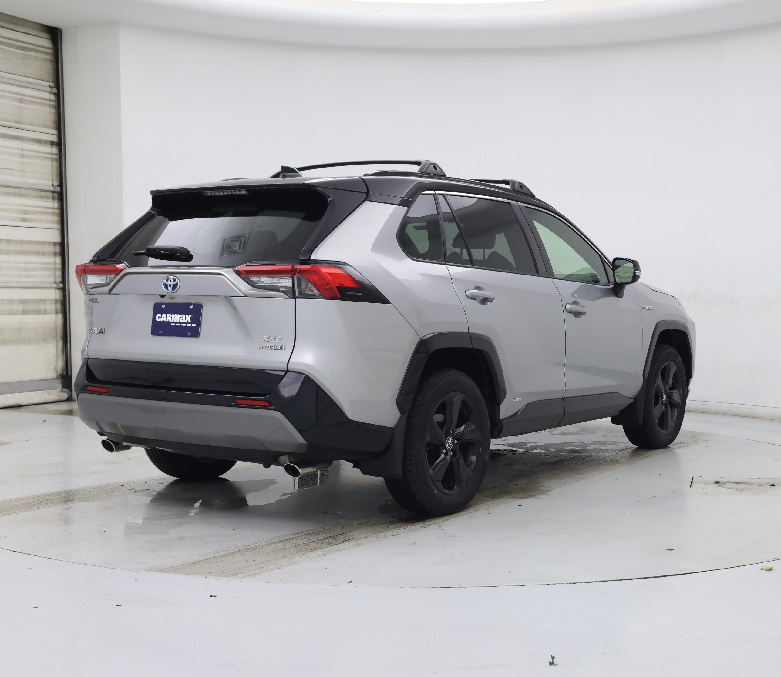 Thumbnail: 2020 Toyota RAV4 - 8